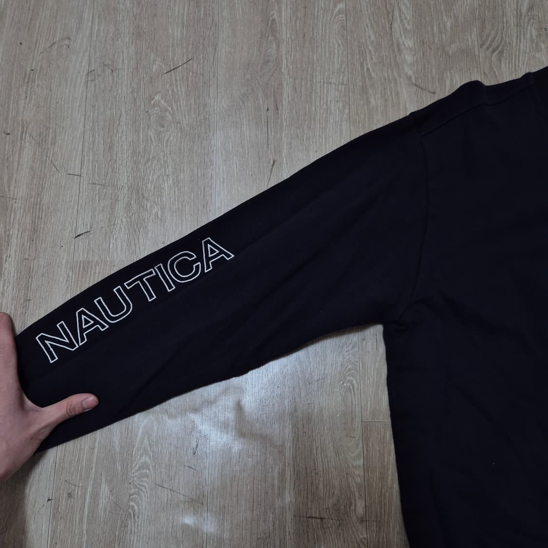 노티카 미니멀 로고 맨투맨 L(100) 상품이미지4