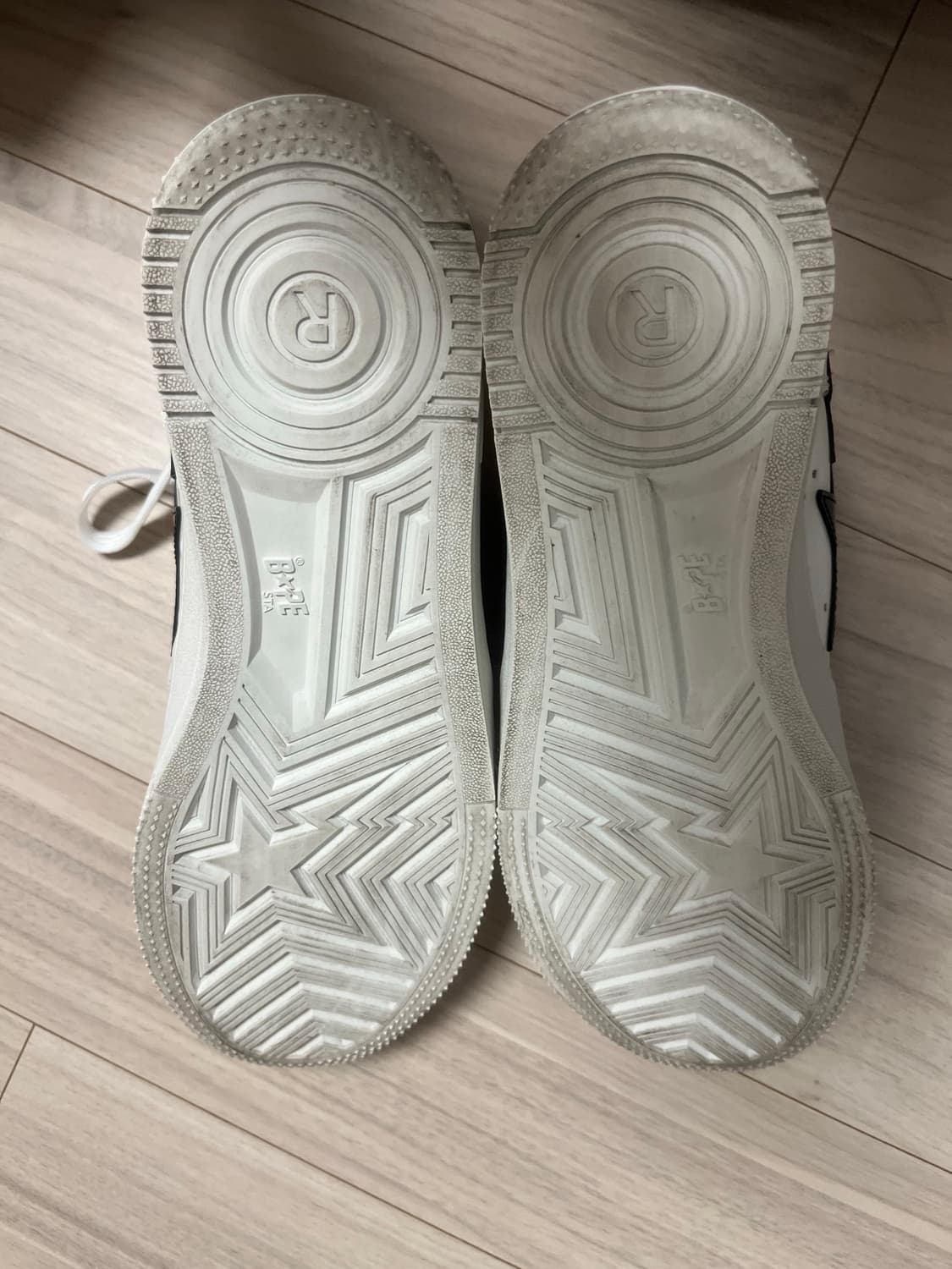 베이프스타 화이트 유광 상품이미지6