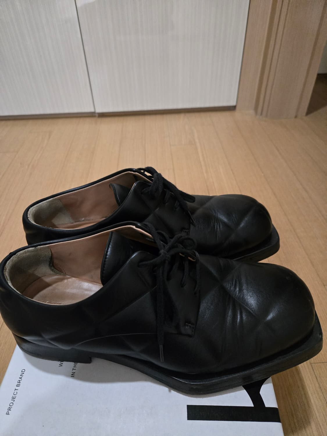 보테가베네타 퀼팅 더비 43.5사이즈 판매합니다  상품이미지2