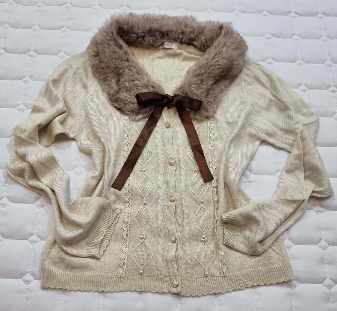 악세즈팜므 퍼카라 리본 니트 가디건 상품이미지1