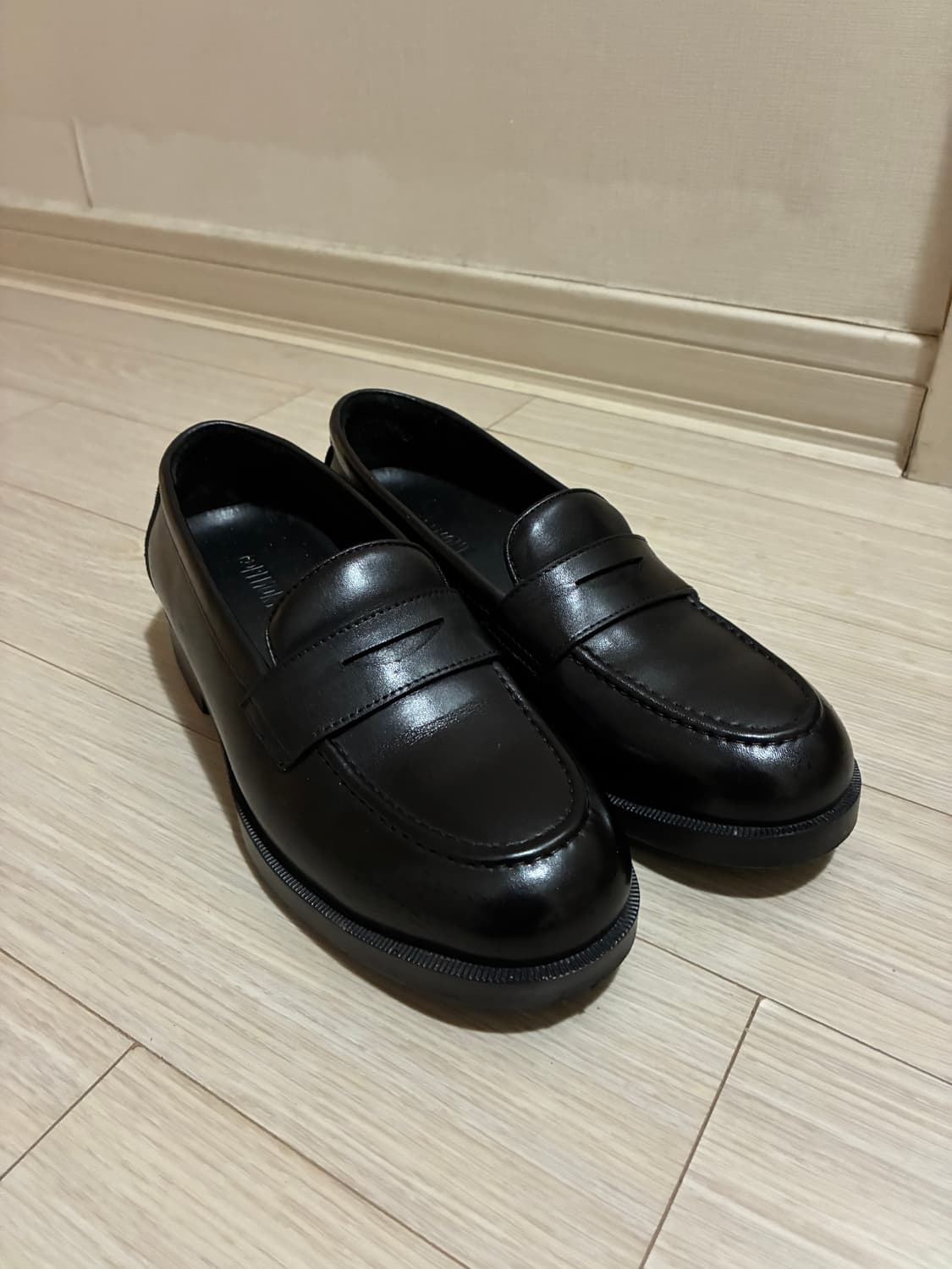 페몬트 이지 로퍼 블랙 235  상품이미지1