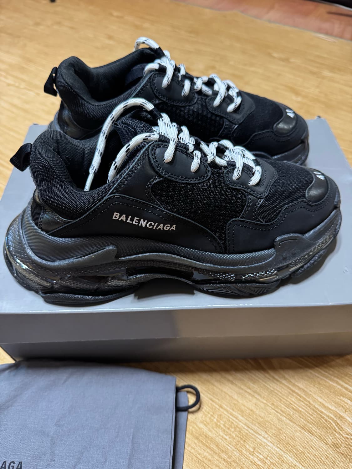 발렌시아가 트리플s 270 상품이미지2