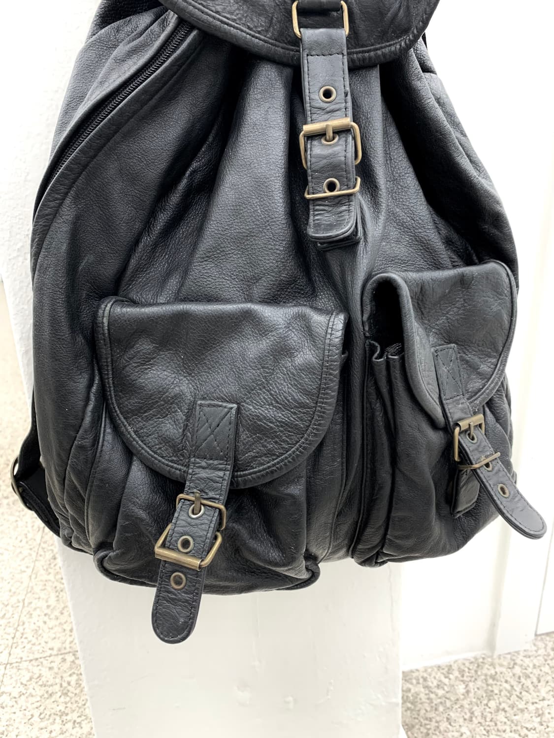 Black leather cargo pocket back pack   상품이미지3