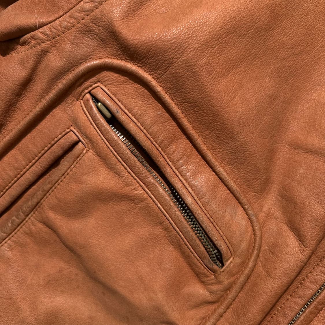 노티카 90‘s 카우레더 A-2 플라이트 봄버 자켓 상품이미지7