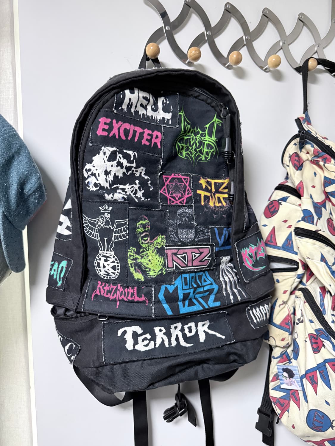 KTZ 백팩.  상품이미지1