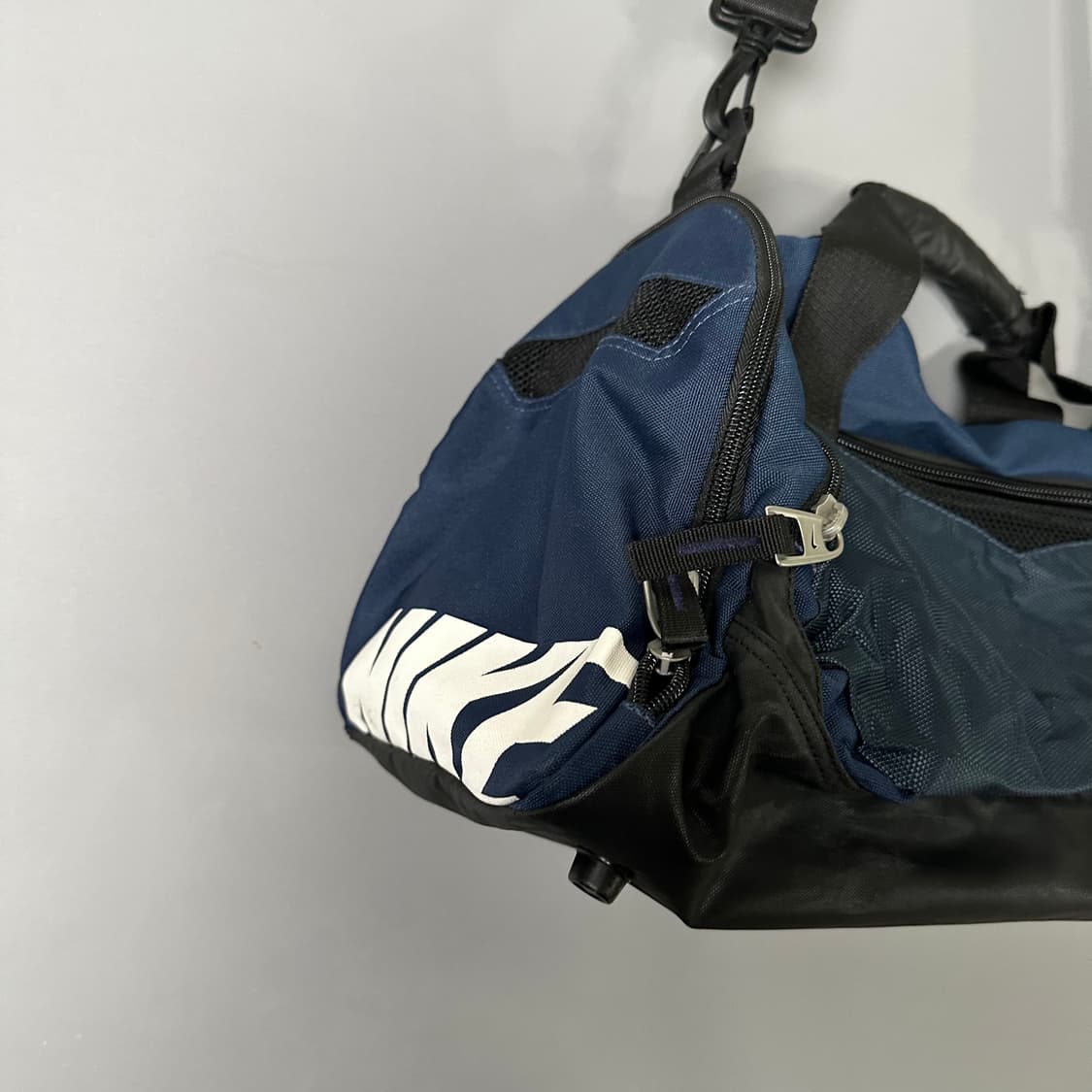  나이키 크로스백 토트백 짐백 가방 네이비  [012206] 상품이미지2