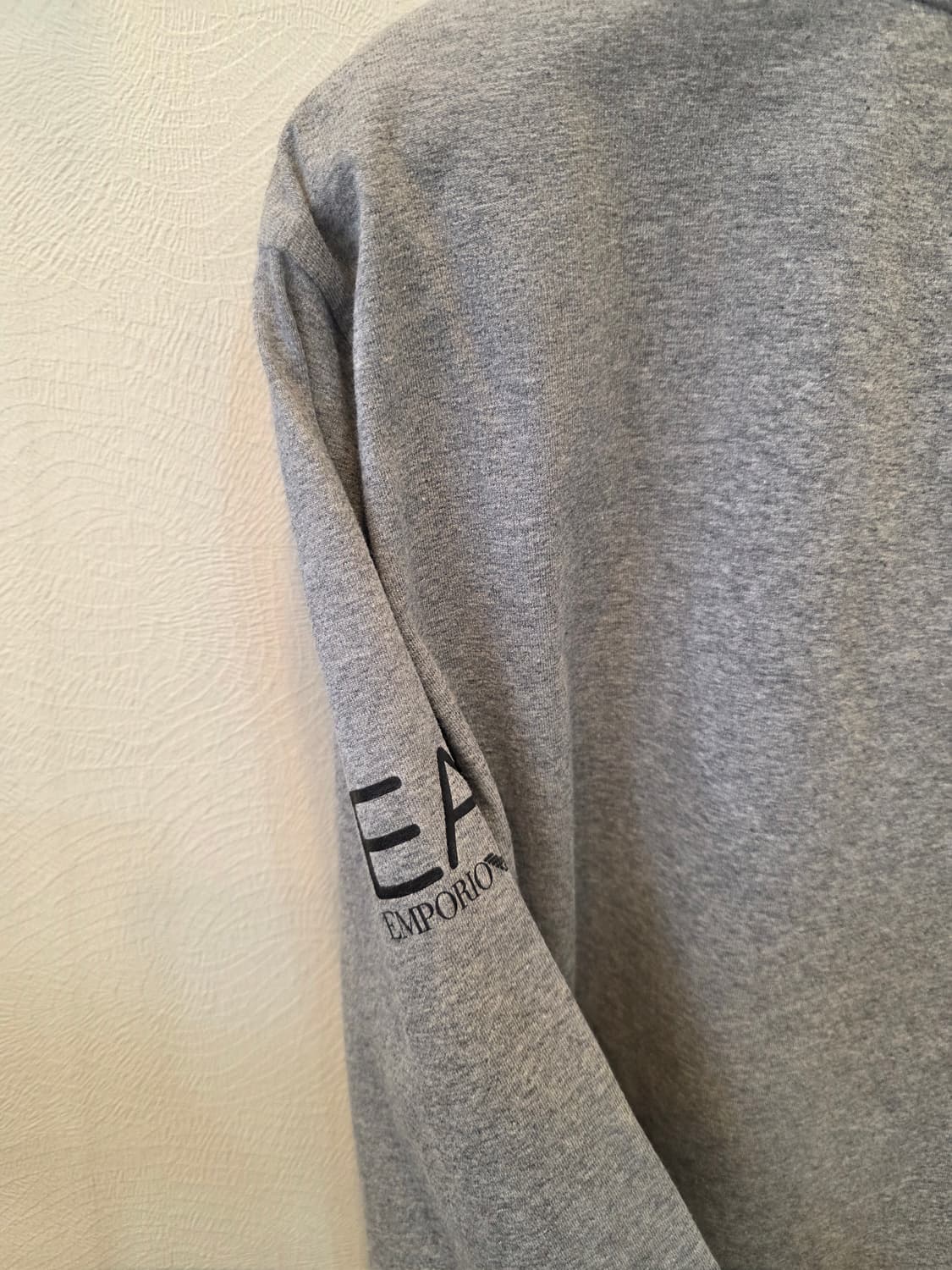 EA7 엠포리오 아르마니 그레이 티셔츠 상품이미지5