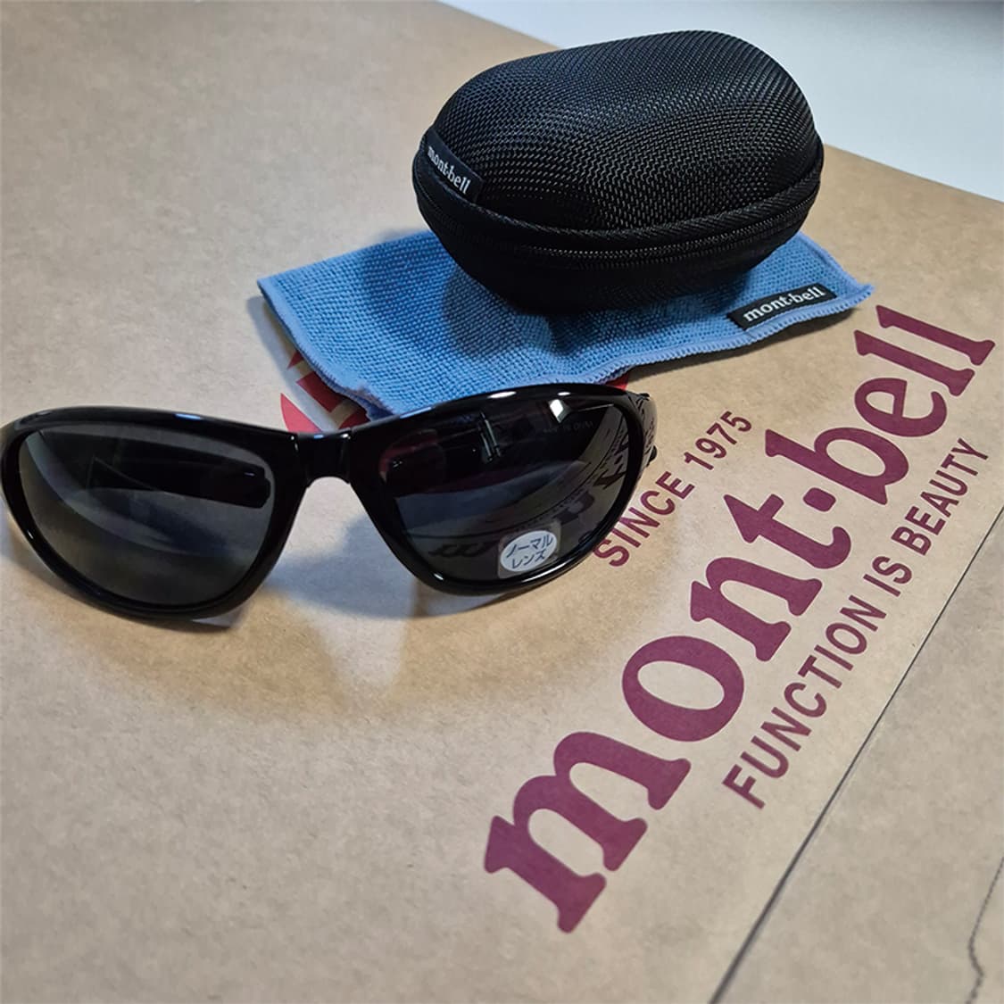 몽벨 트레킹 선글라스 접이식 폴딩 1109131 상품이미지2