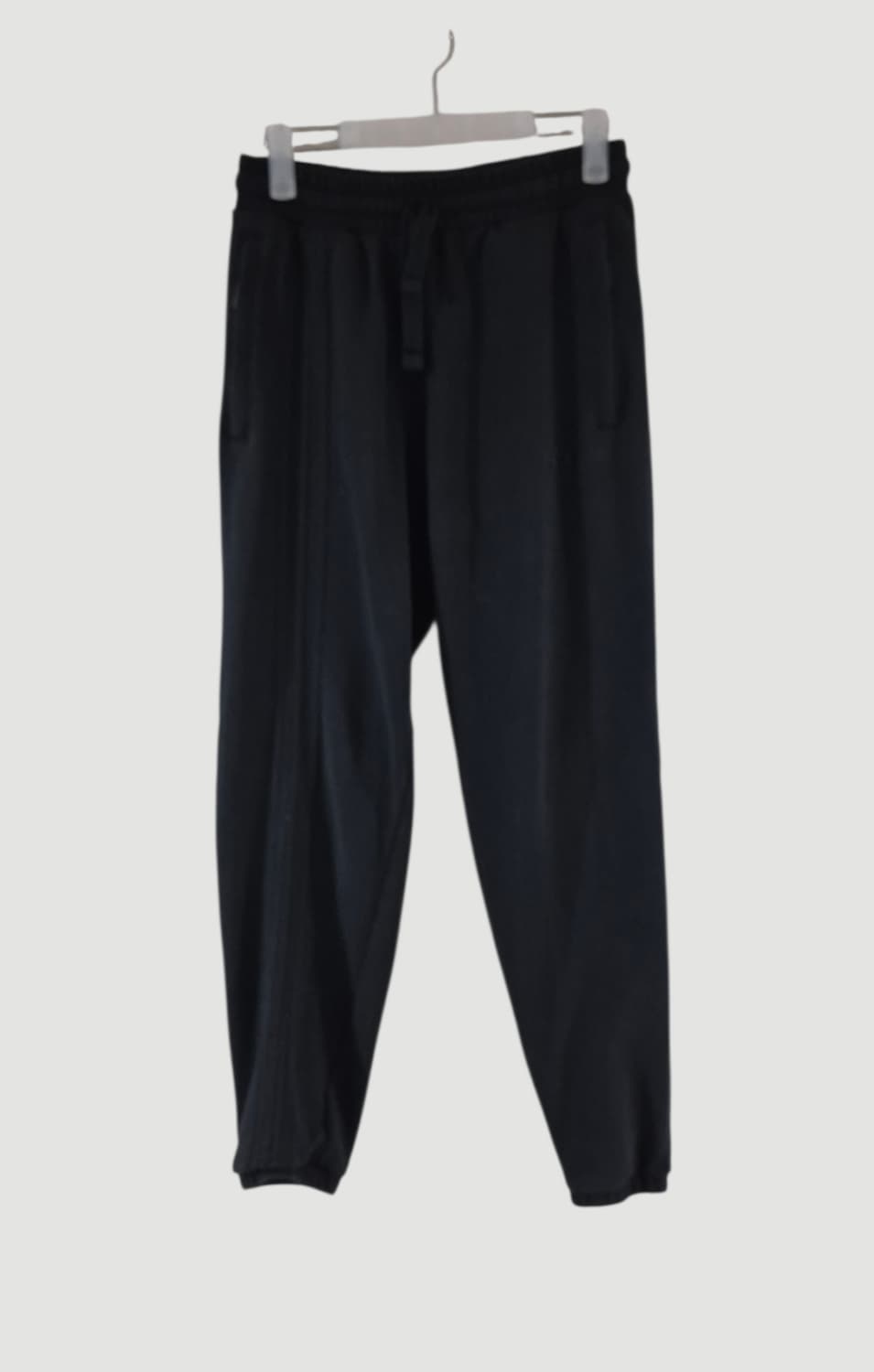 아디다스 공용 에센셜 스웻 조거팬츠 상품이미지4