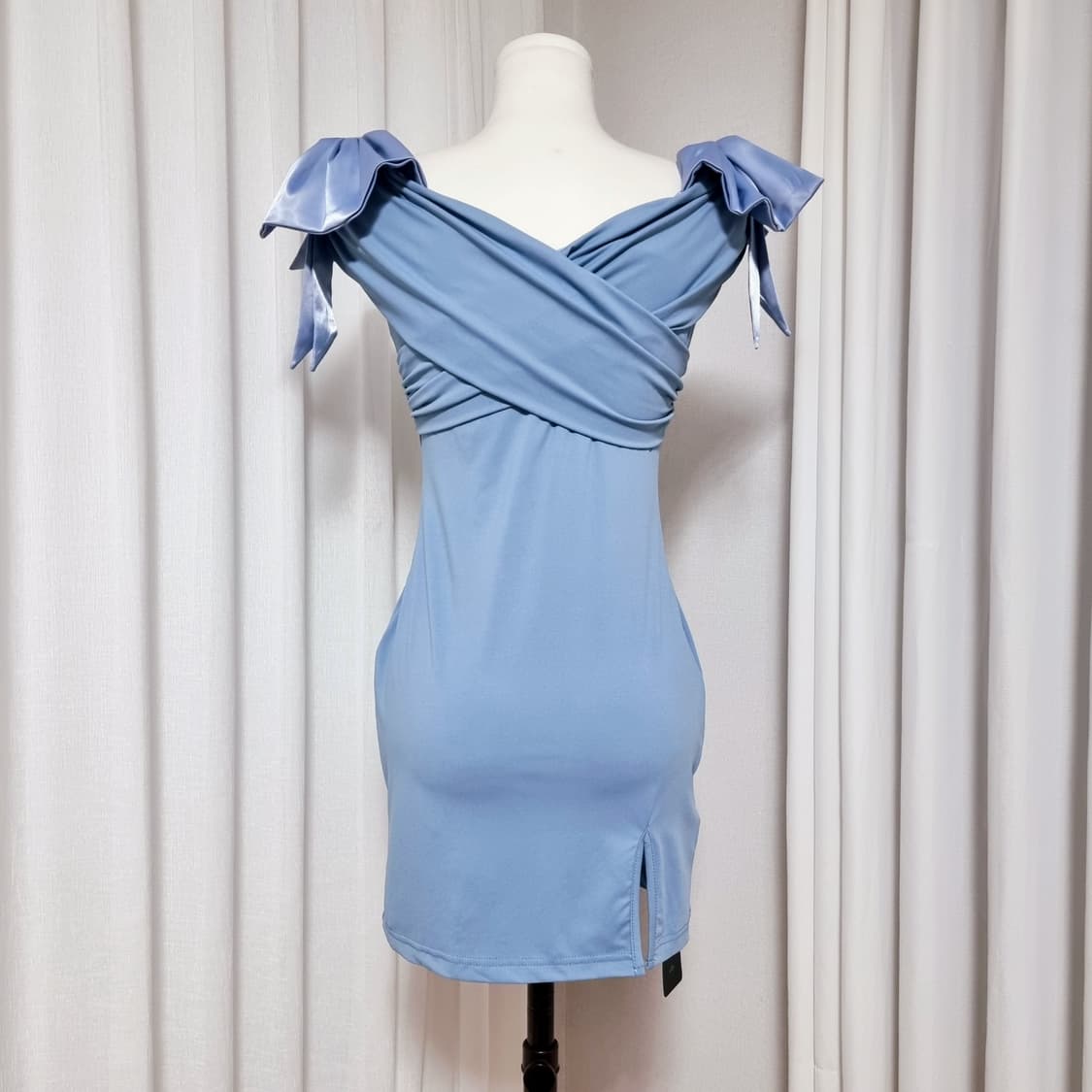 SHEIN 쉬인 숄더리본 스판 원피스 (44~55/표기S) 택달린 새상품 상품이미지4