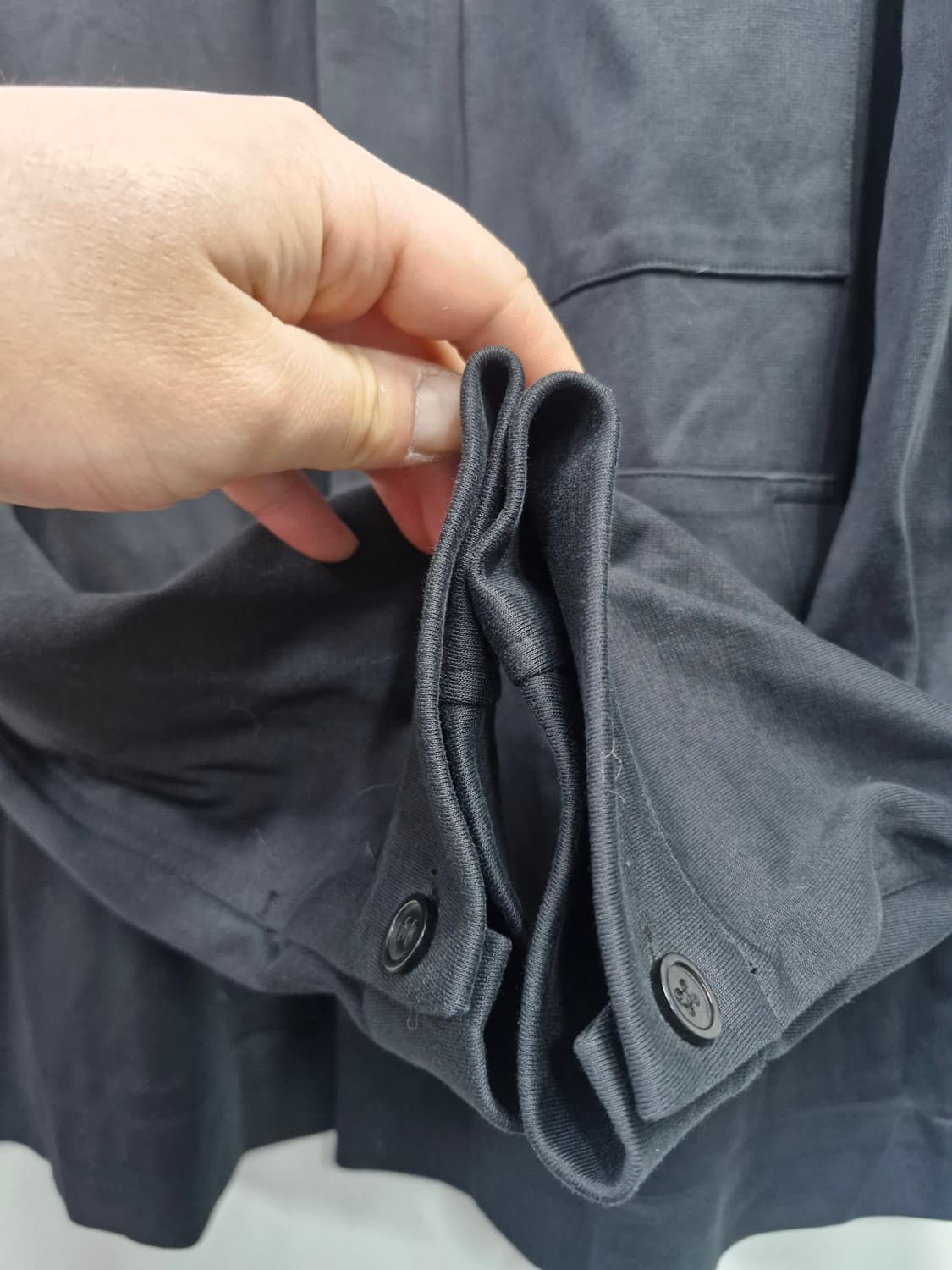 105XL COS 코스 미니멀 워크웨어 자켓 검정. 상품이미지4