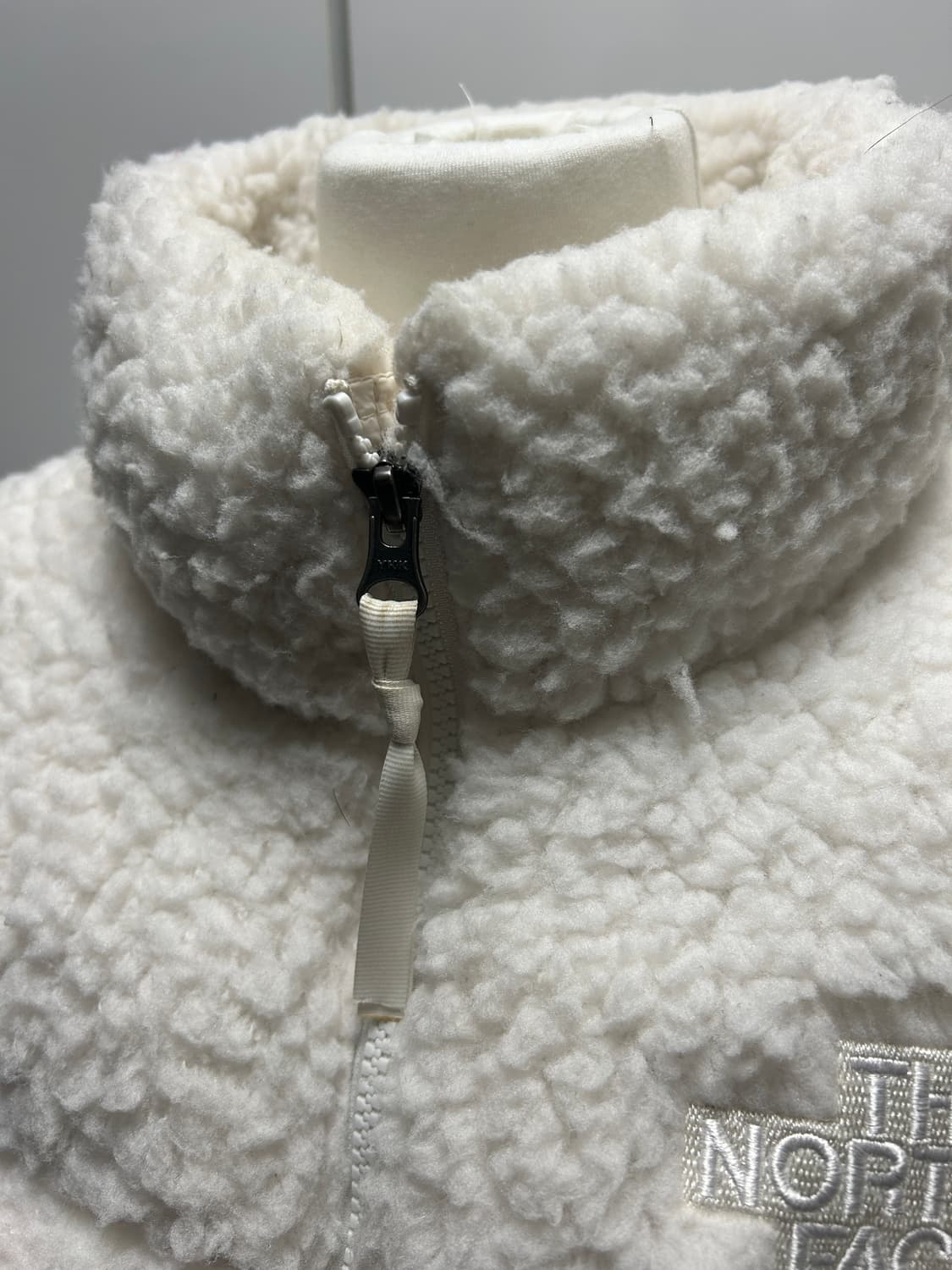 노스페이스 뽀글이 패딩 상품이미지3