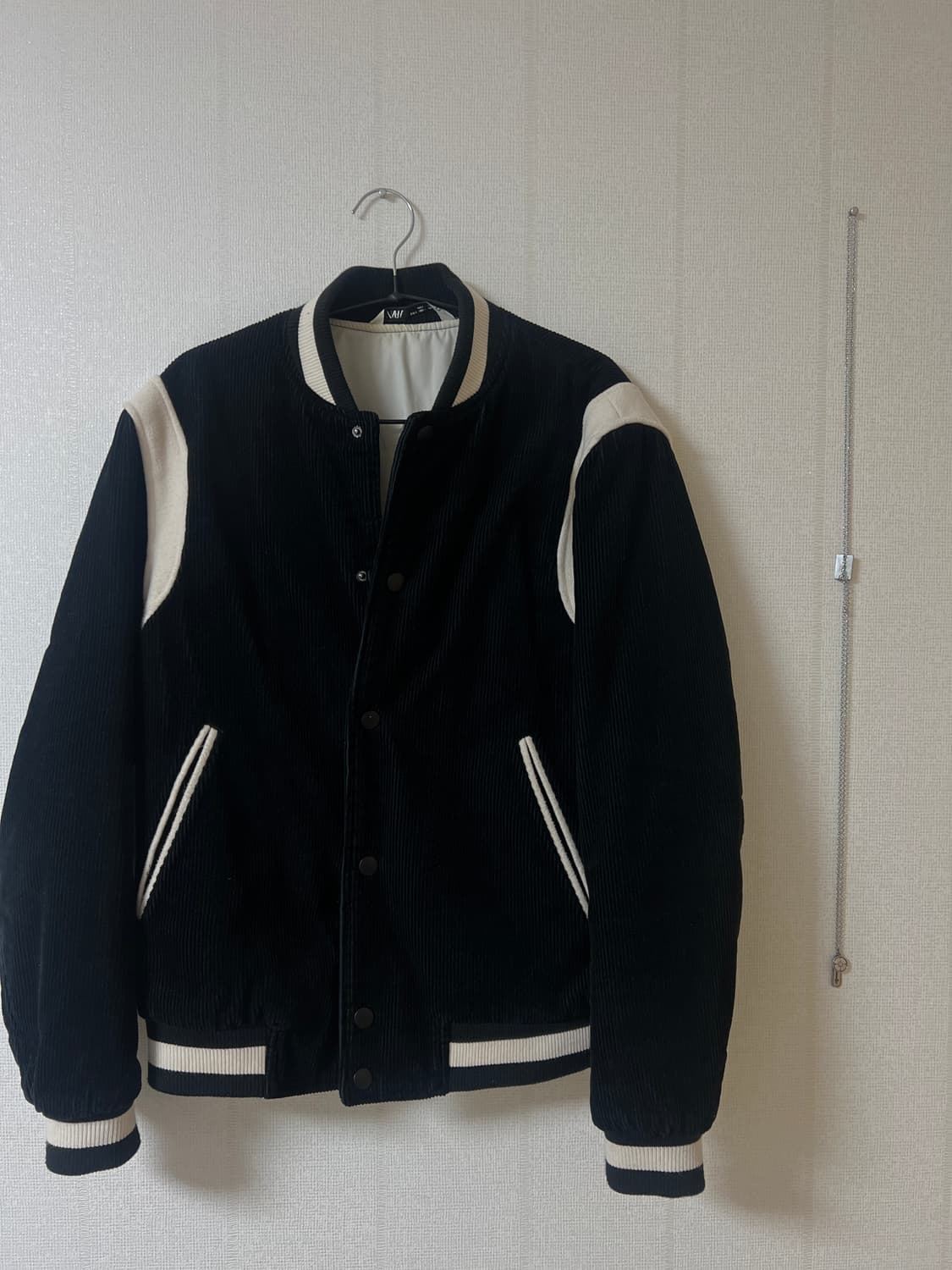 자라 코듀로이 바시티자켓 상품이미지1