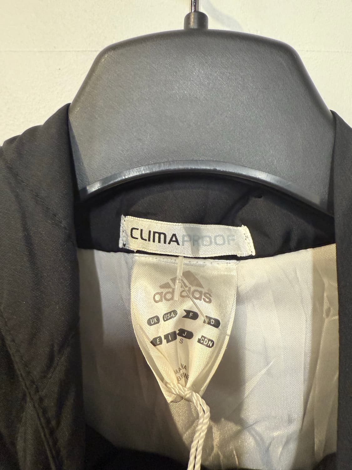 아디다스 블랙 롱패딩자켓 상품이미지3