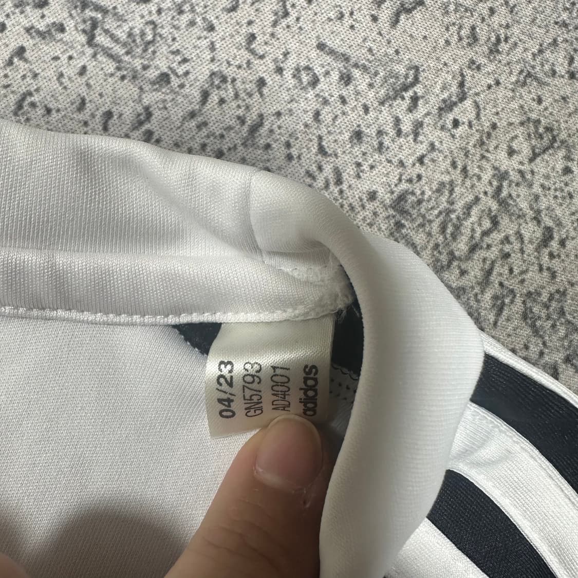 ✨ (바배) 아디다스 흰검 롱슬리브 상품이미지4