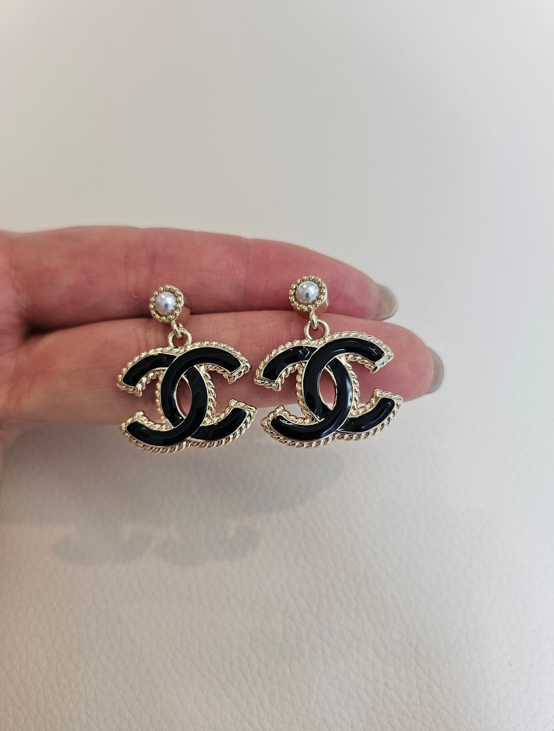 샤넬 블랙CC  체인장식 드롭귀걸이 샴페인골드 귀걸이  업사이클링 상품이미지3