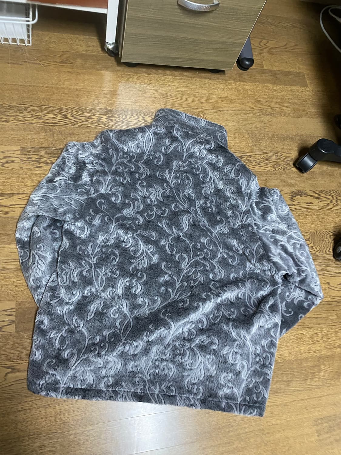 ourpas 031 페이즐리 자카드 후리스 자켓 그레이 os 상품이미지4