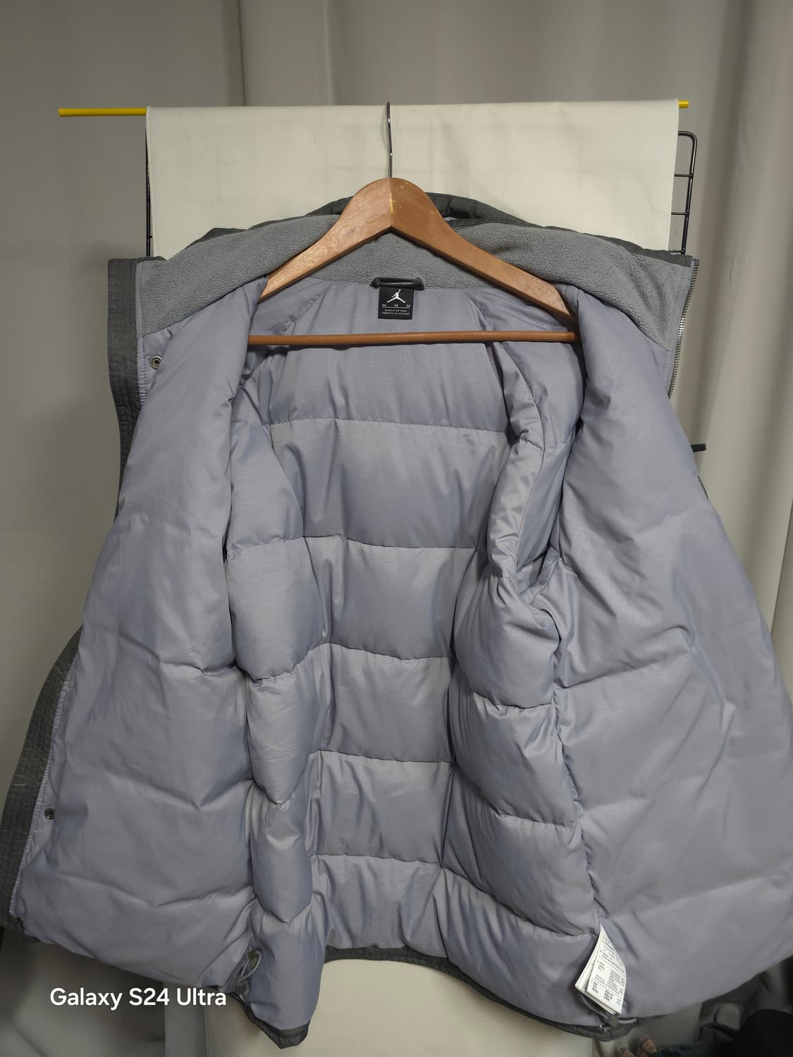 나이키 조던 구스다운 후드 패딩 M ✨️정품✨️
 상품이미지4