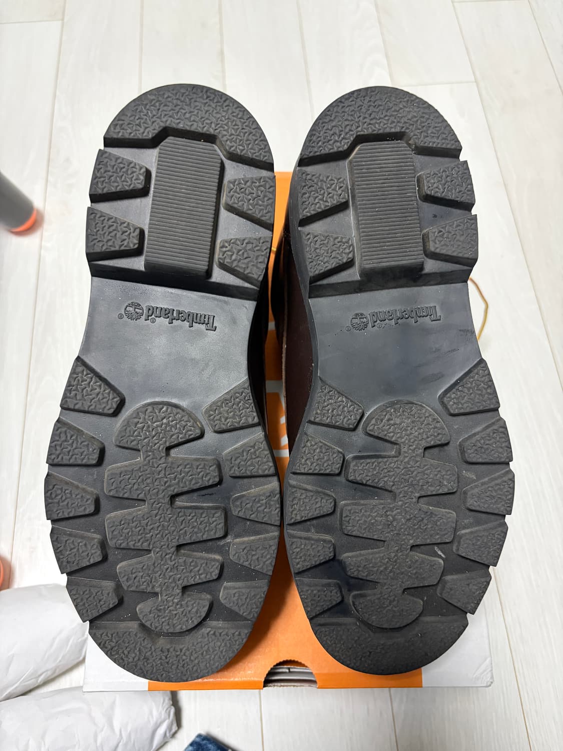 팀버랜드 클래식 레이스업 워터프루프 다크브라운 250 상품이미지4