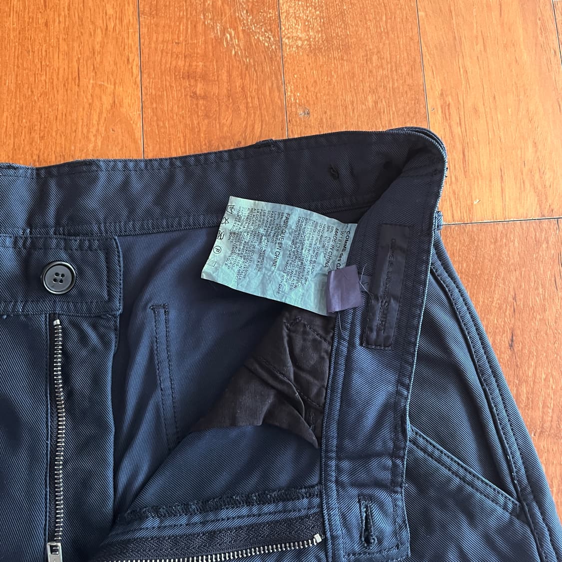 꼼데가르송 셔츠  폴리 축융 팬츠 네이비 상품이미지3