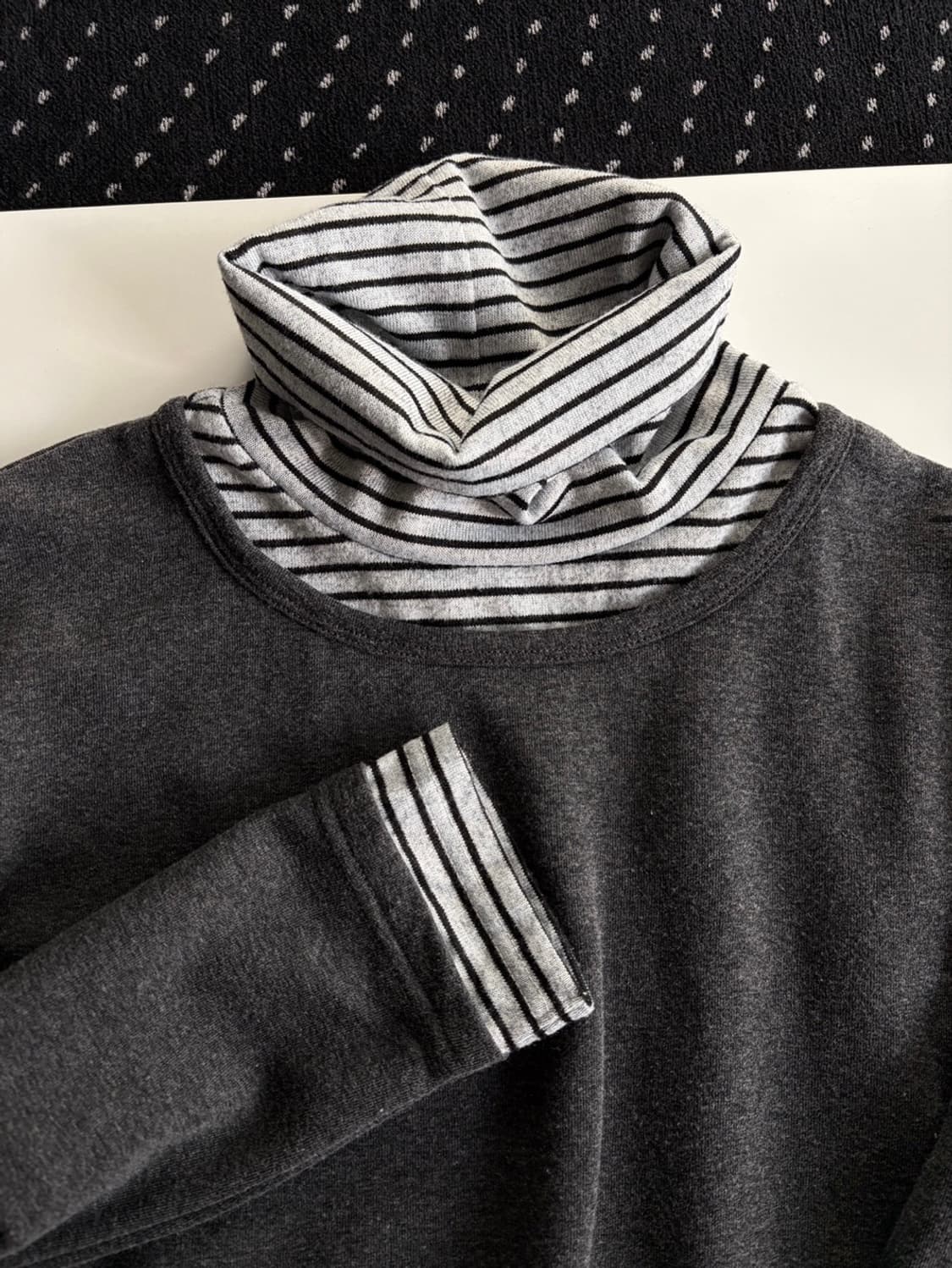 layered turtleneck top 상품이미지1