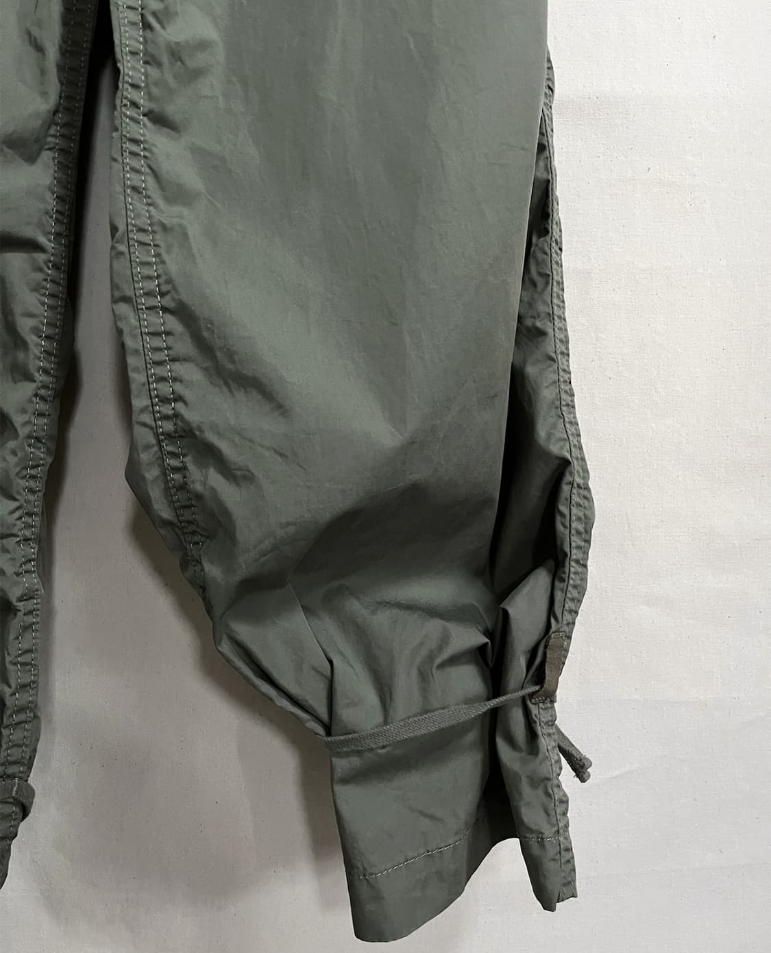 BEAMS BOY olive utility drawstring pants 상품이미지5