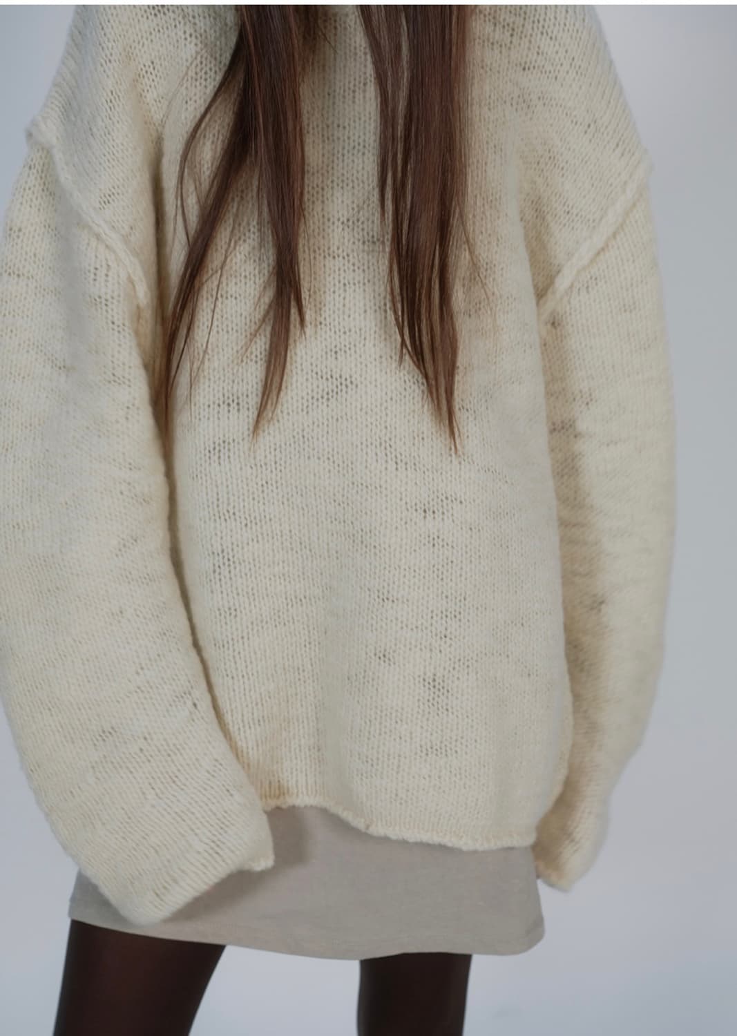 낫띵에브리띵 BALLOON SLEEVE SWEATER IN IVORY 상품이미지5