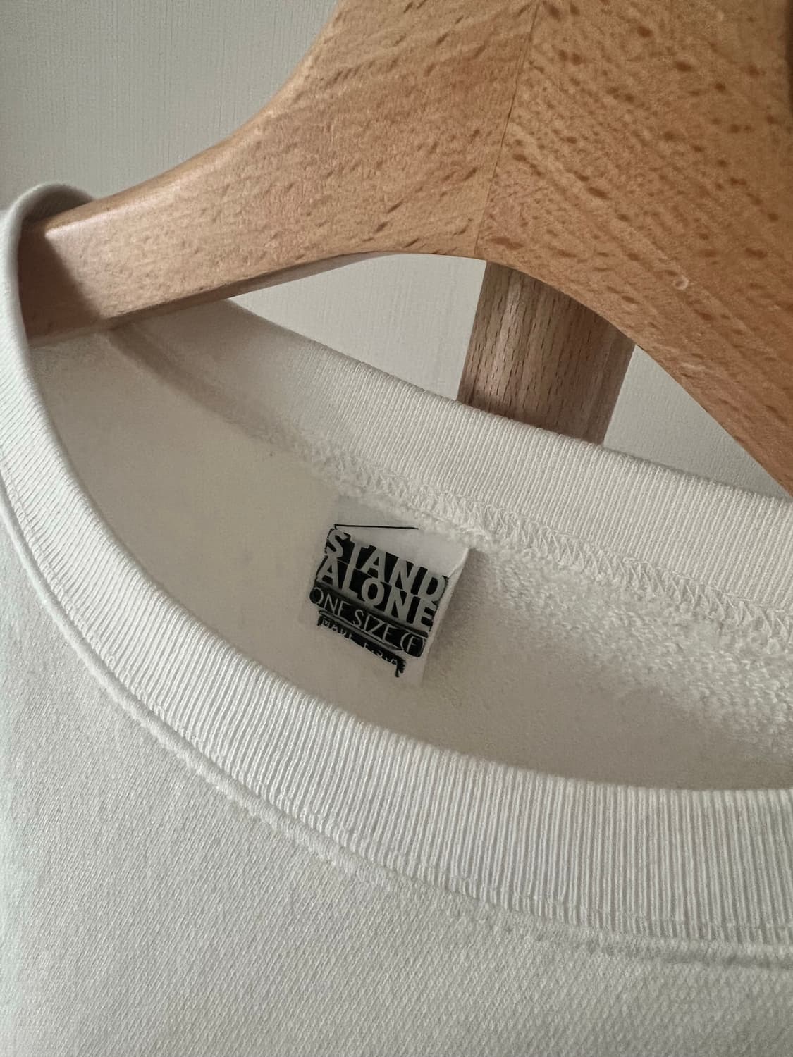 스탠드얼론 로고 맨투맨 상품이미지3