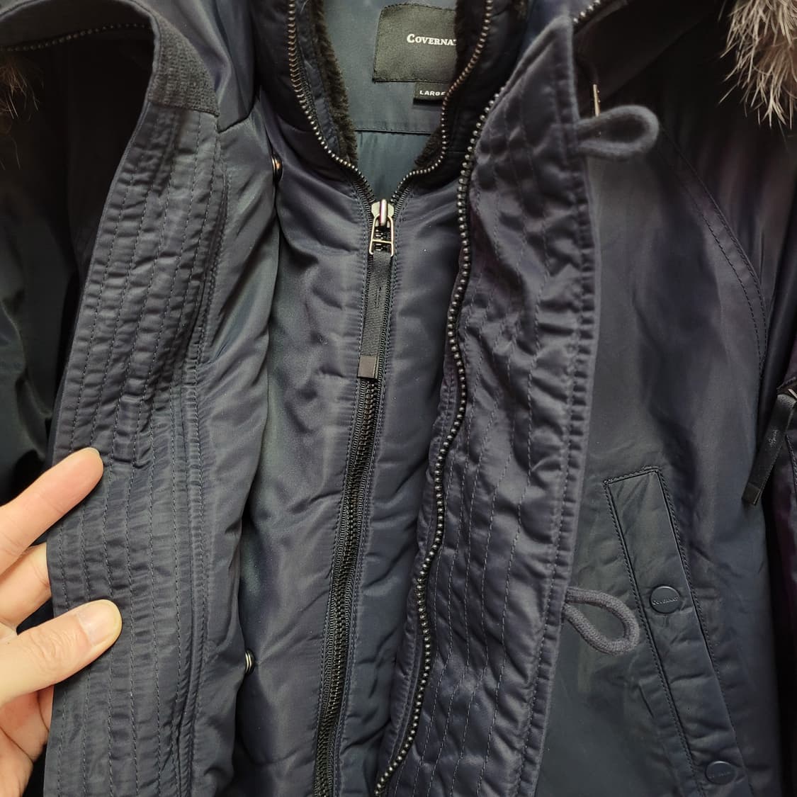 Covernat 커버낫 네이비 후드 퍼 오리털 패딩 상품이미지5