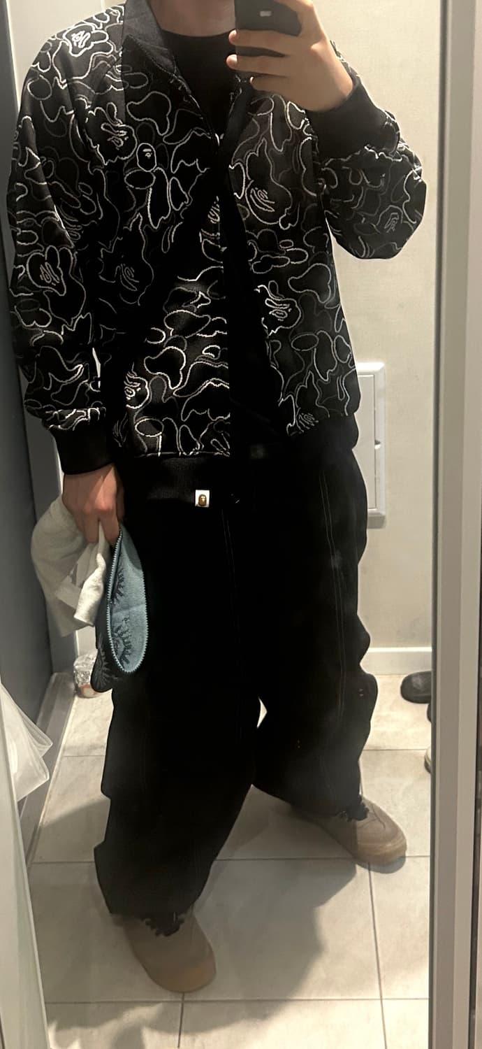 베이프 네온 카모 자카드 트랙탑  상품이미지1