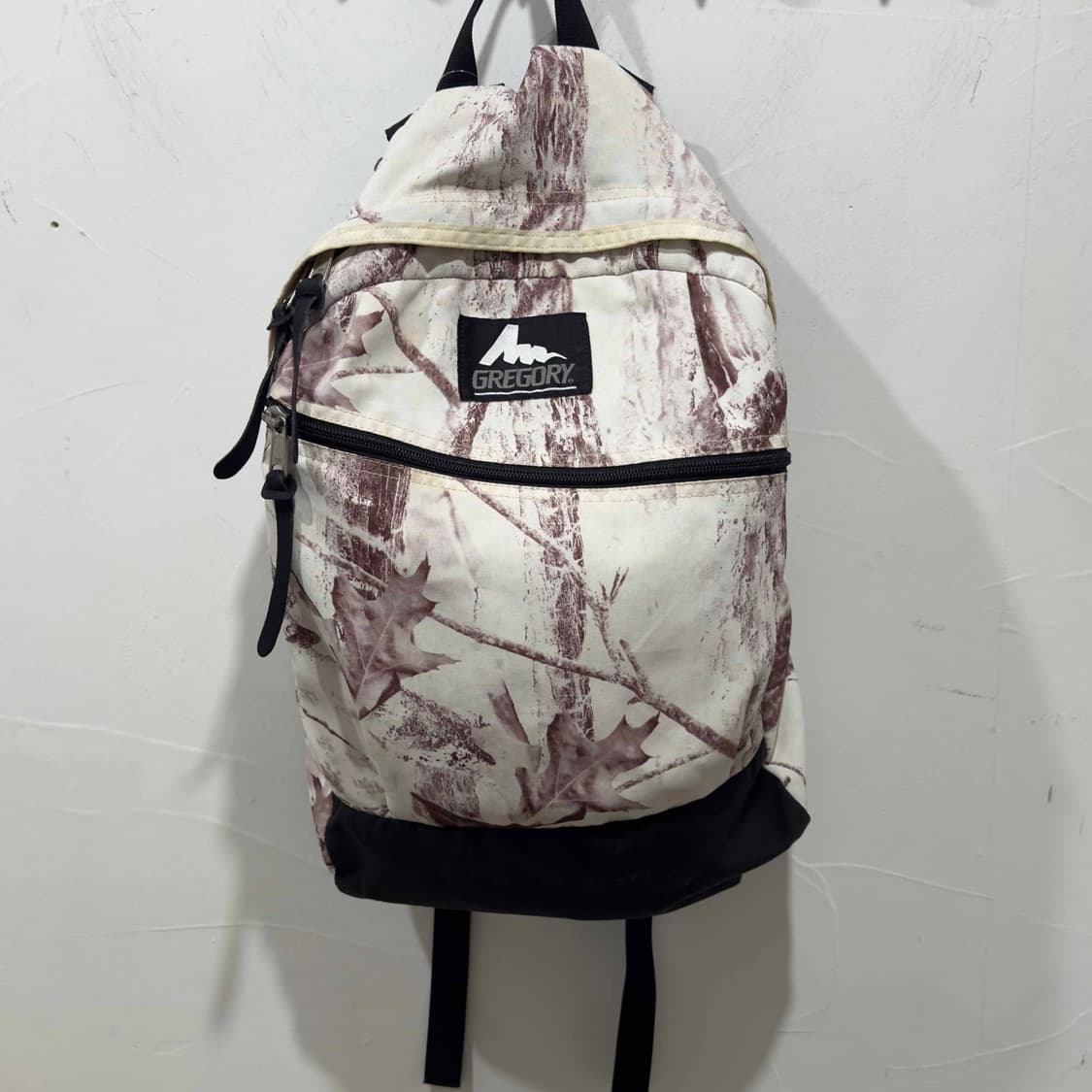 그레고리 구 로고 백팩 상품이미지1