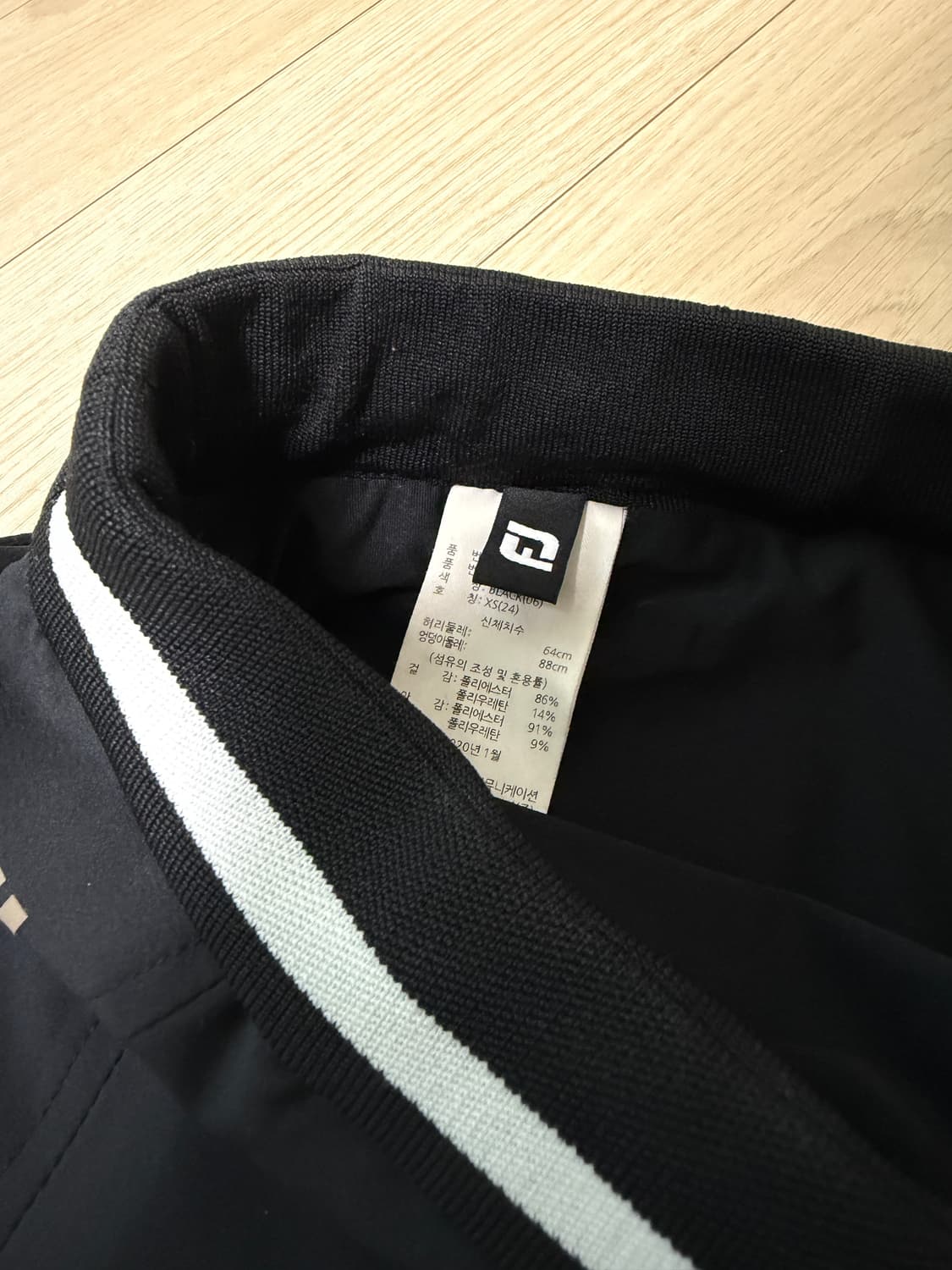 풋조이 블랙 플리츠 골프 밴딩 스커트 치마 XS 상품이미지3