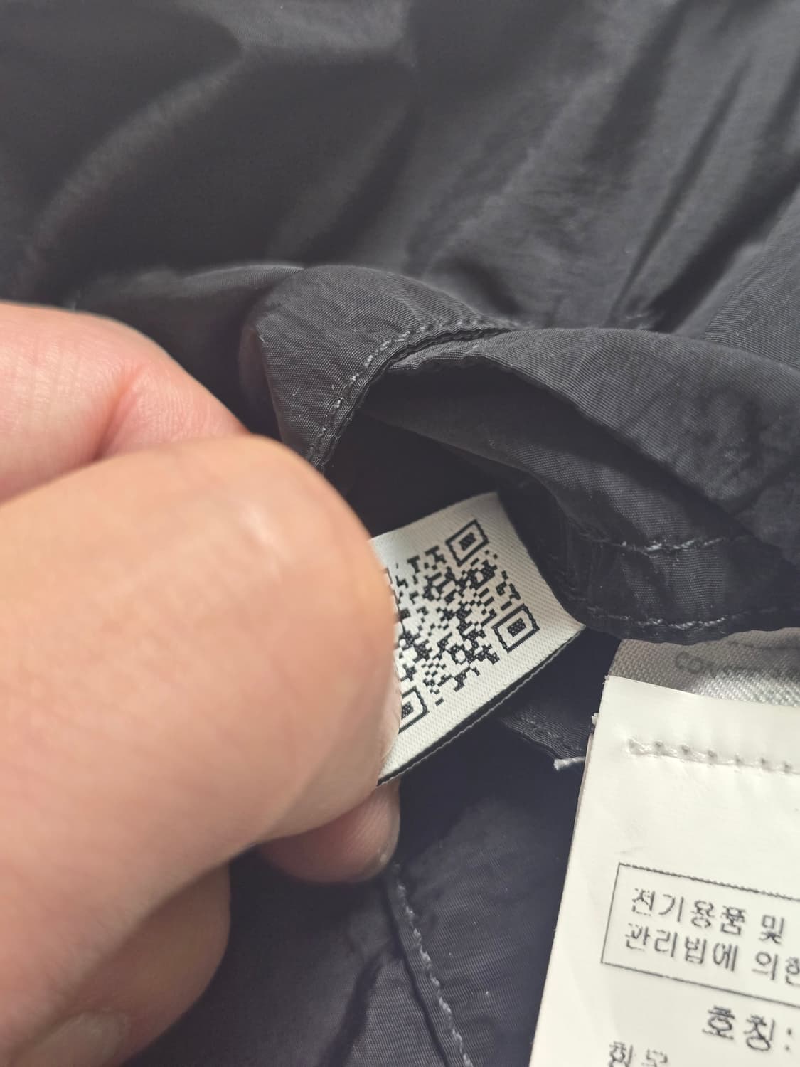 cp컴퍼니 남자 패딩조끼 상품이미지7