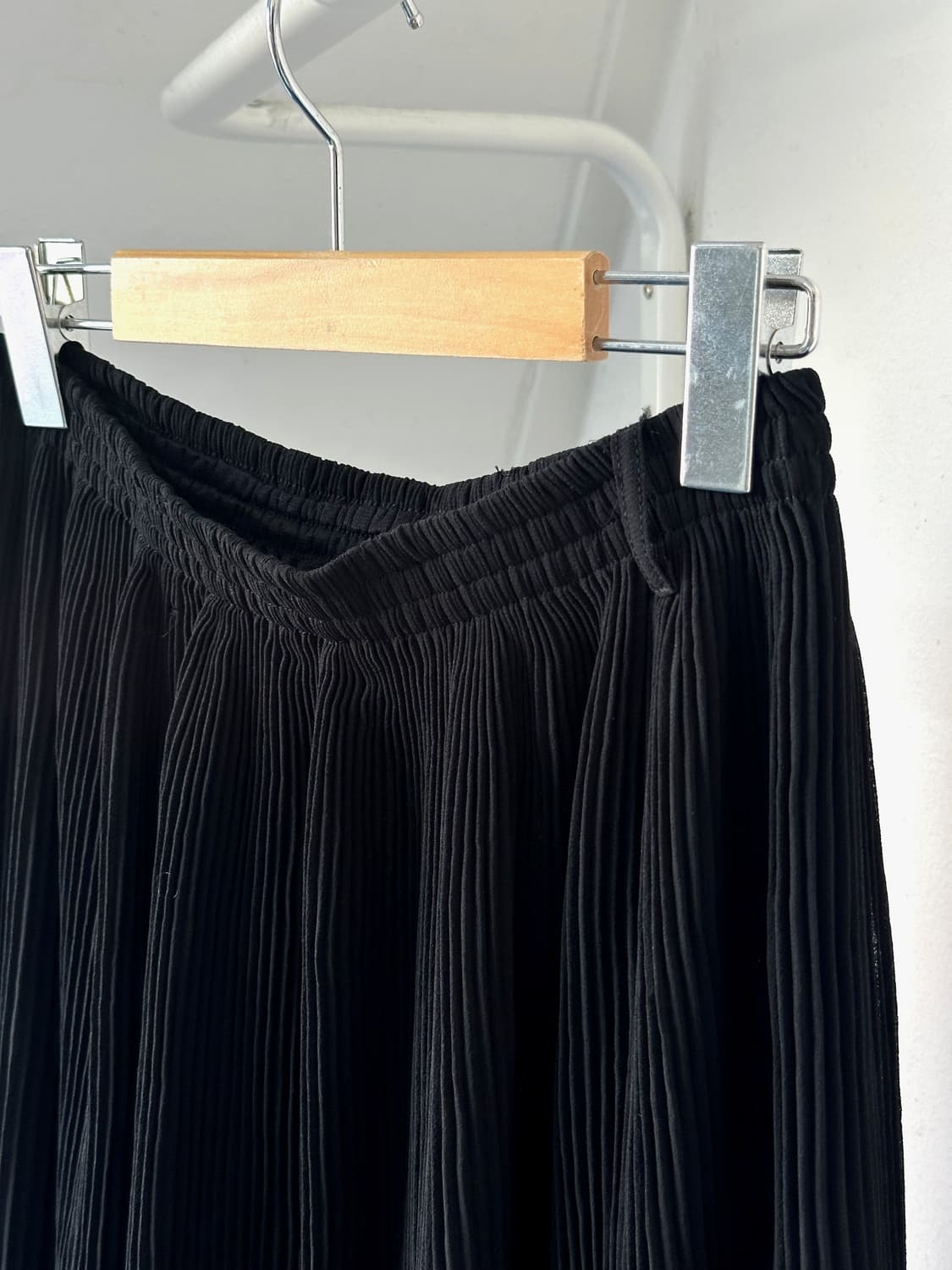 Banded layer pleats design mid skirt 상품이미지3