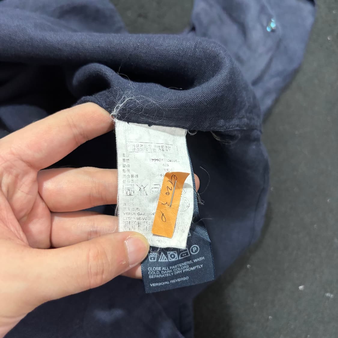 S 95 타미힐피거 블랙 린넨 셔츠 상품이미지5