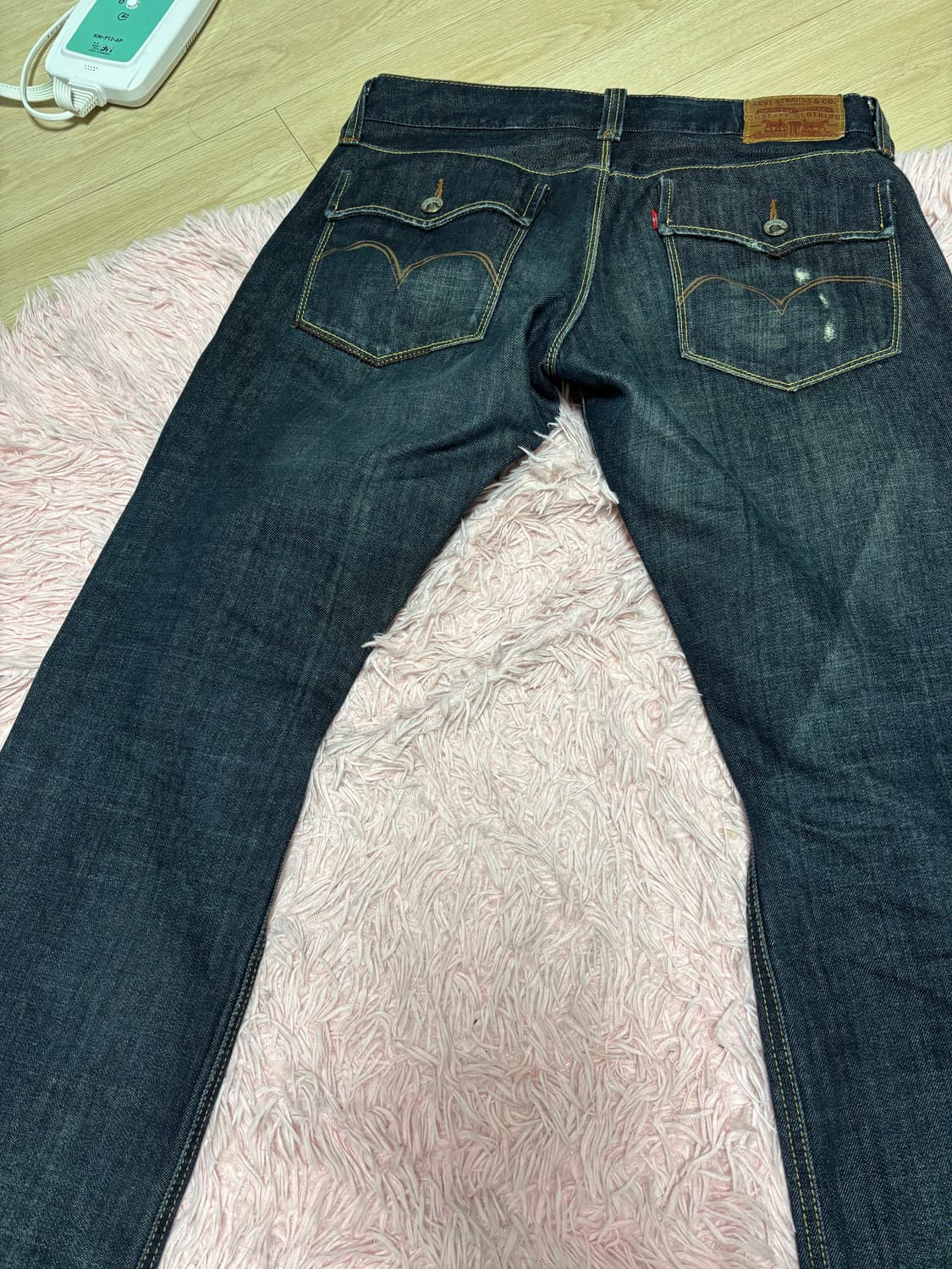 리바이스 701s 슬림 스트레이트 데님 상품이미지6