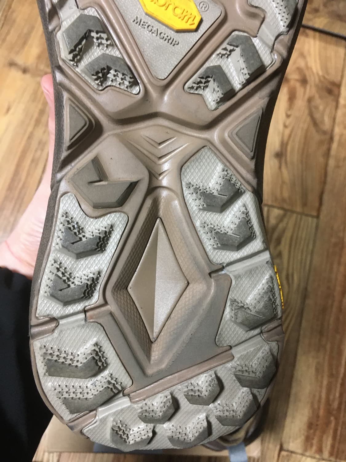 (285)호카 새티스파이 마파테스피드4 라이트 러버 판매합니다 상품이미지8