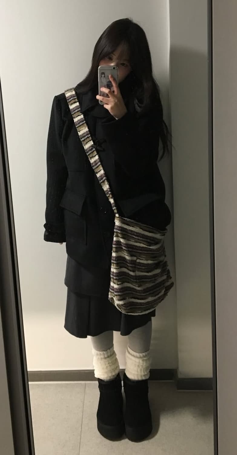 로긴앤로지 더플 포인트 모노 하프코트 블랙 상품이미지2