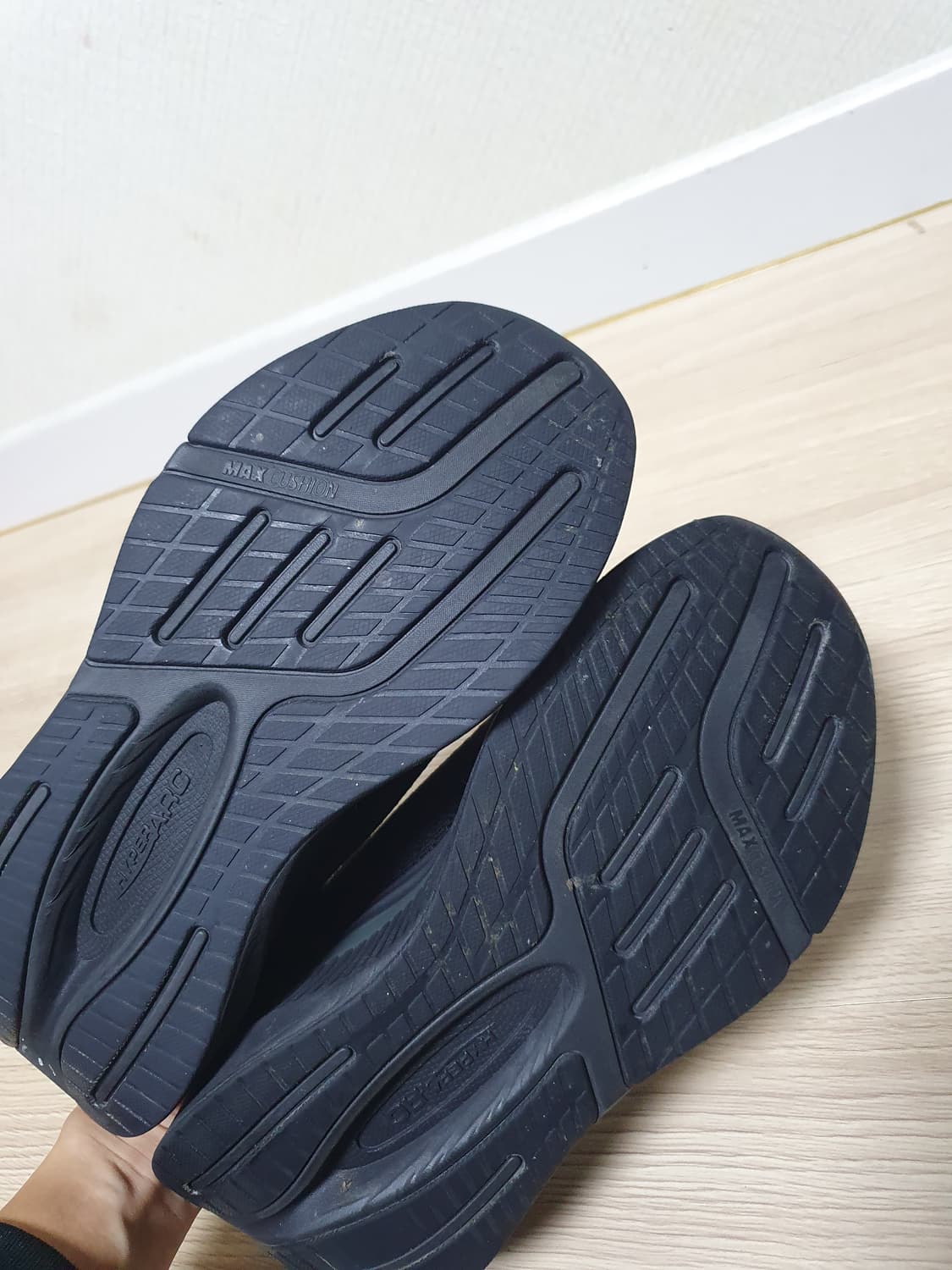 스케쳐스 맥스쿠셔닝 슬립온 255 상품이미지8