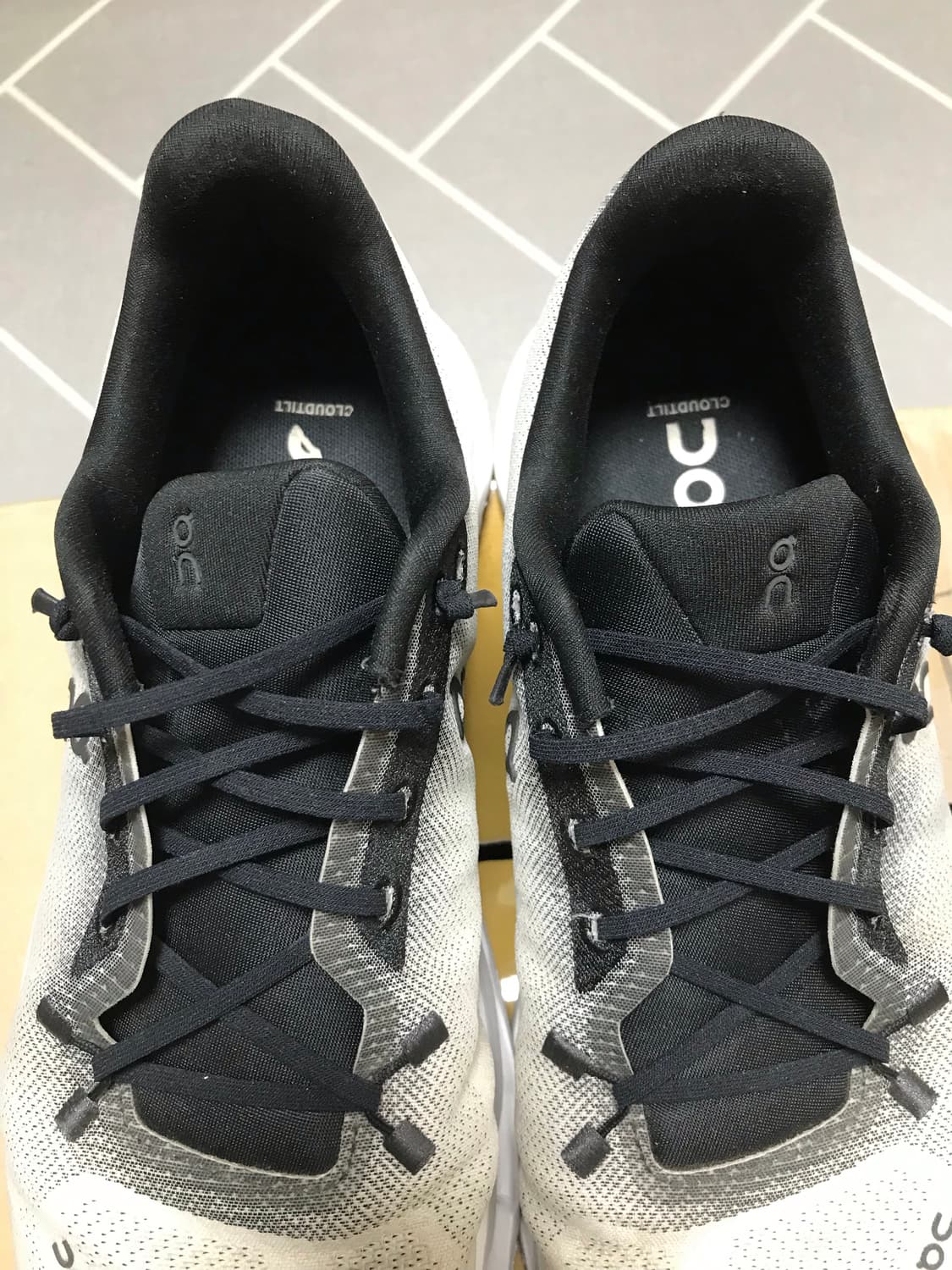 온러닝 런닝화  상품이미지3