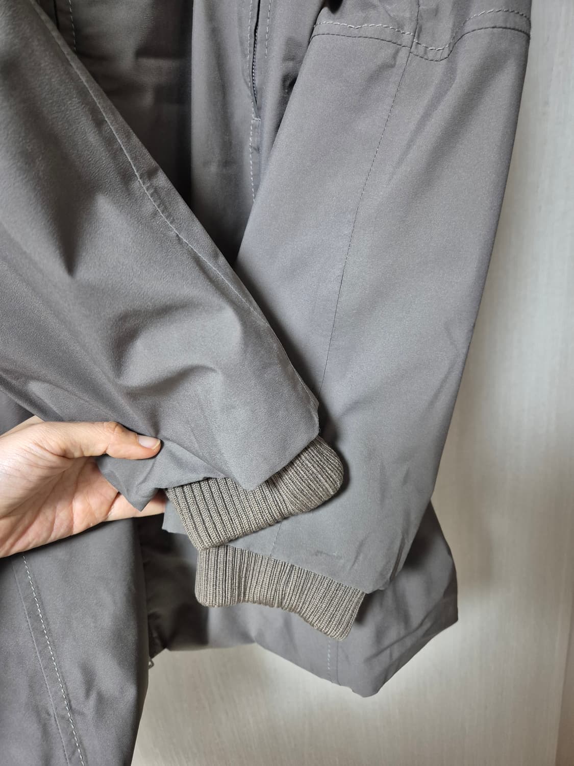 (정품) 프라다 투웨이 나일론 롱패딩 코트 누빔점퍼 42 (여성) 상품이미지9