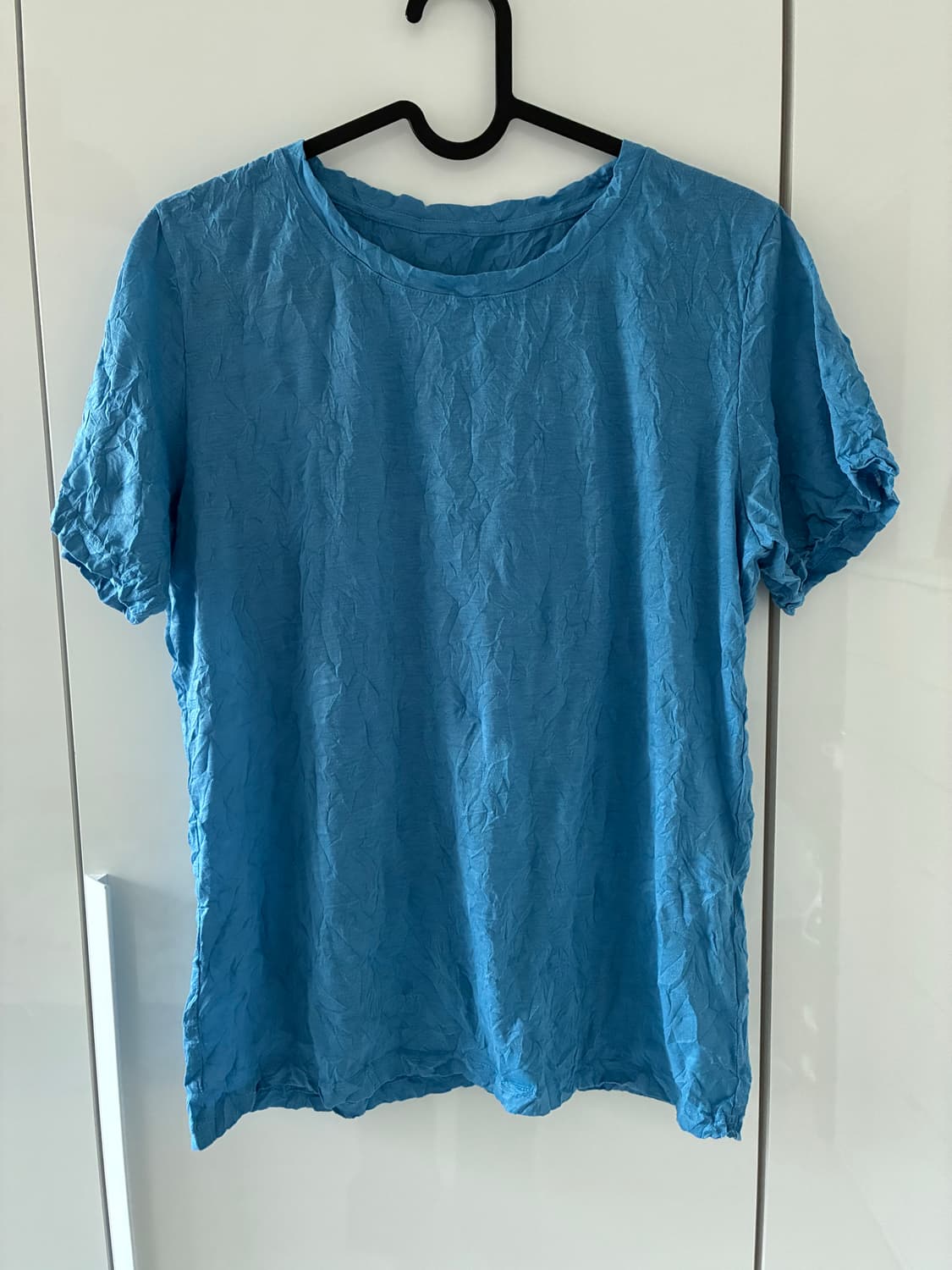 [Issey Miyake ME] 이세이미야케 하늘색 크링클 반팔 티셔츠 상품이미지1