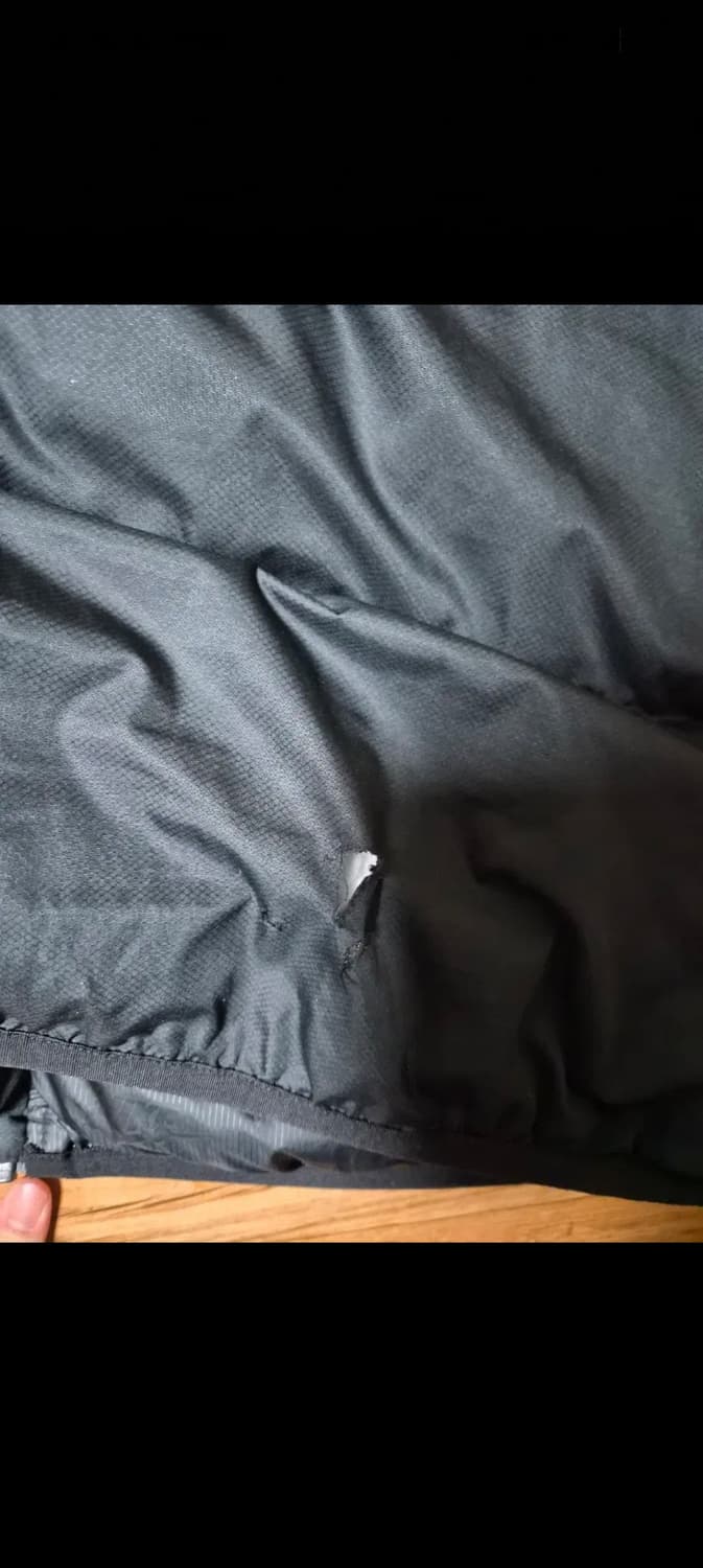 나이키 써마핏 패딩 조끼 검정색 xxl  판매 상품이미지3