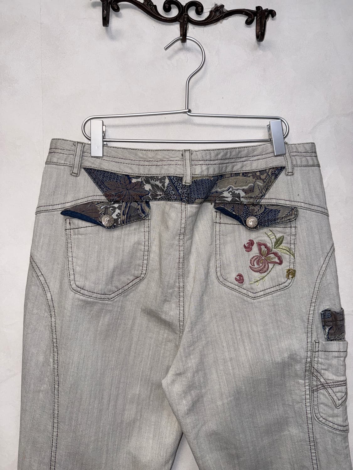 Gray denim oriental detail wide pants 상품이미지5