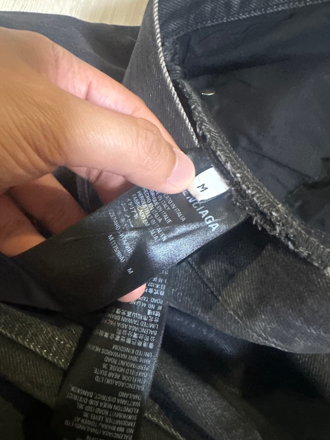 [M] 발렌시아가 소프트 코팅 라지 배기진 흑청 상품이미지6