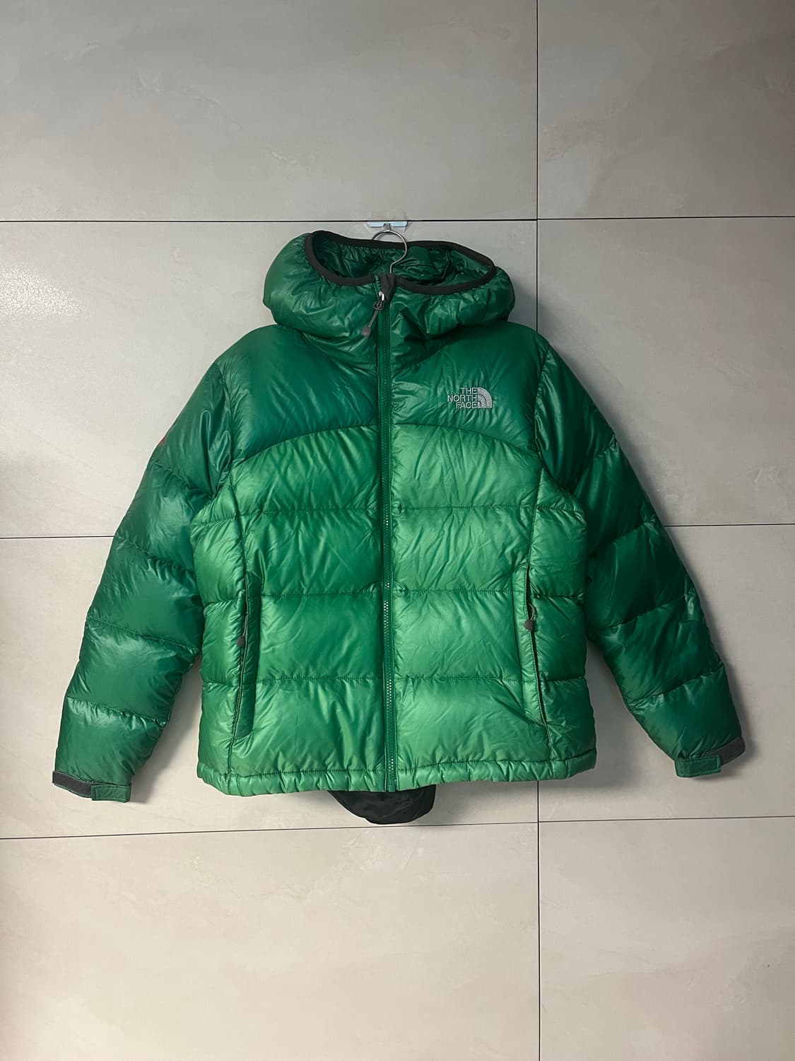 새상품 노스페이스 써밋 아콘 패딩 [M] 상품이미지3