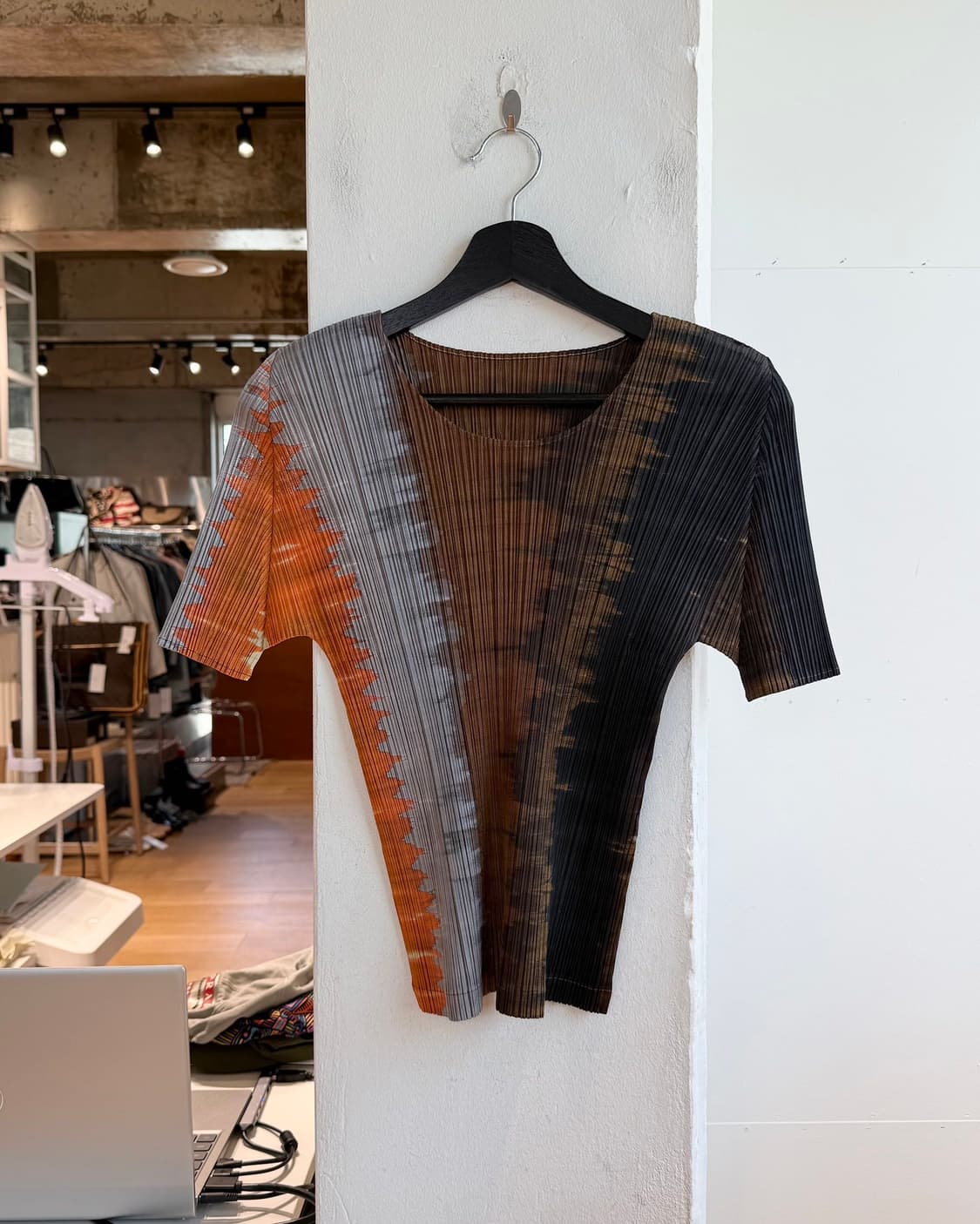 플리츠 플리즈 그래픽 링컬 하프티 상품이미지2