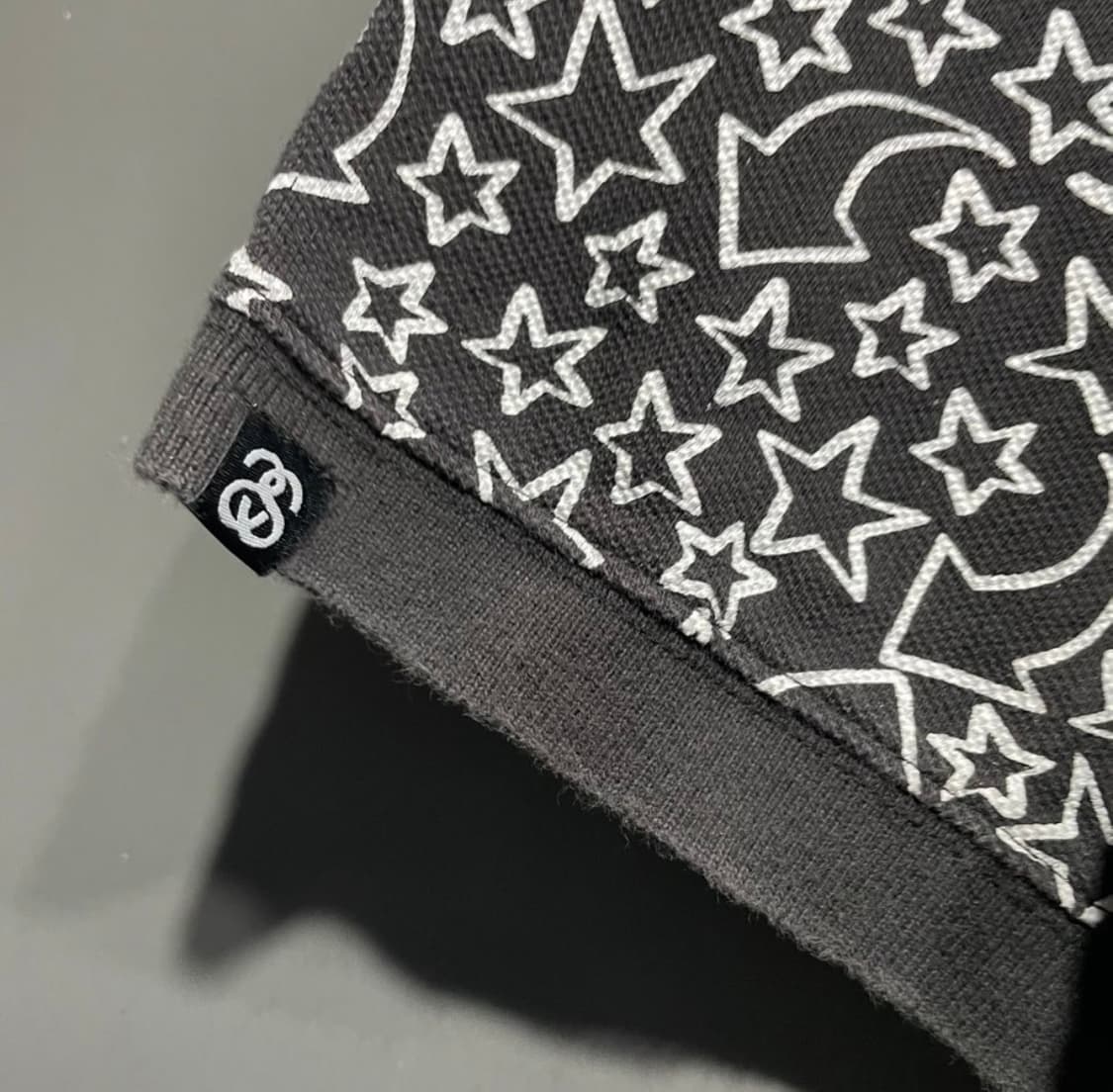 스투시 올드스쿨 패턴 카라티 상품이미지5