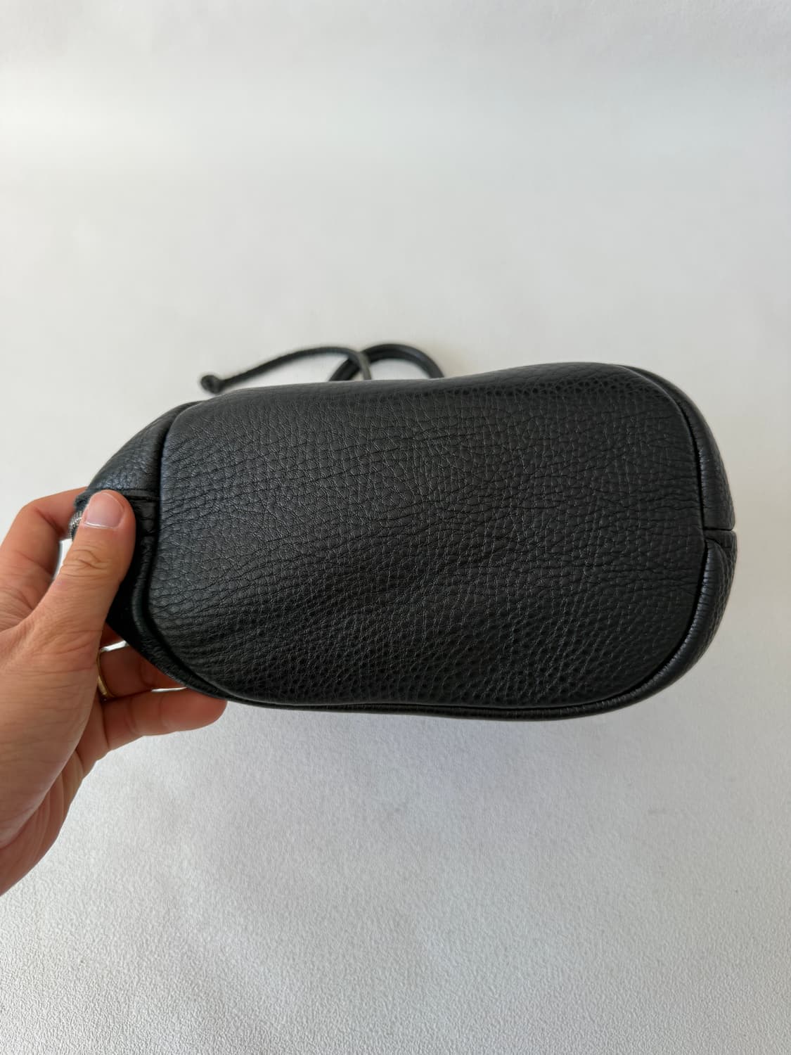 Pre owned 레더 버킷백 상품이미지5