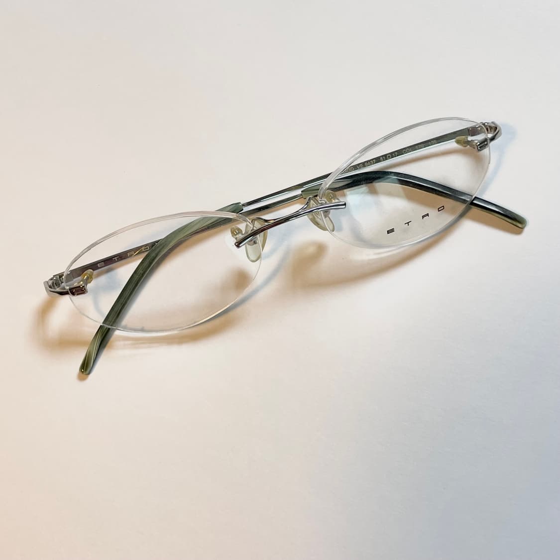 ETRO 이태리의 하우스 브랜드 에트로 사의 빈티지 무테 안경 판매합니다 상품이미지1